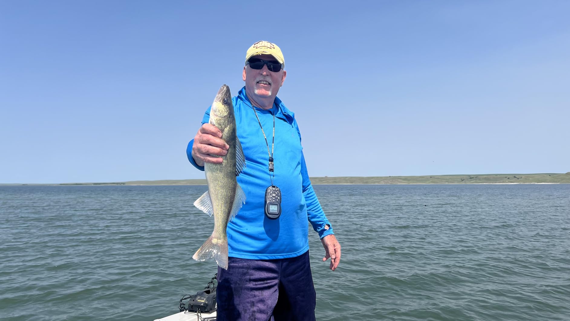 Bandit Lures 4 3/4-Inch Slender Minnow Jerkbait Trolls Up to 27 Feet Deep, Universal Color Patterns, 1 Piece customer photo 1