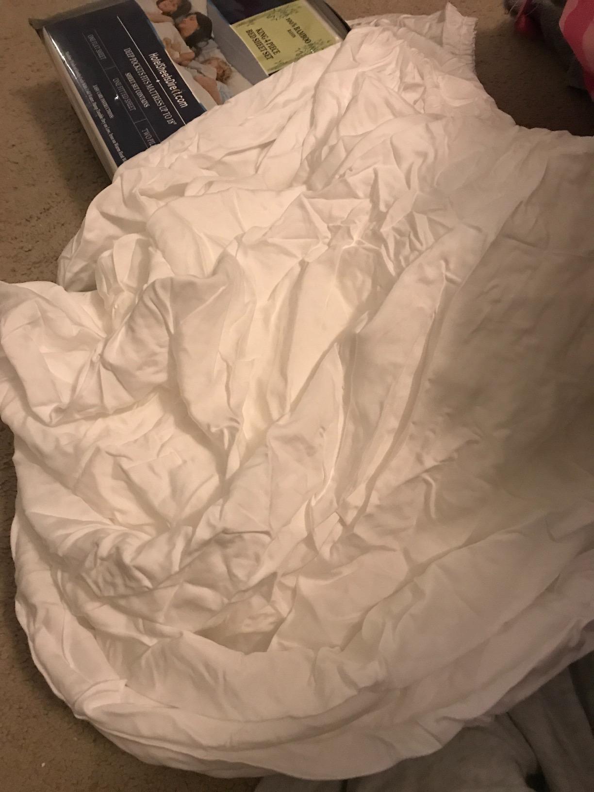 Hotel Sheets Direct 4 Piece Bed Sheet Set Queen Size, 100% Viscose Derived from Bamboo Sheets Set with 2 Pillowcases, Cooling & Breathable Luxury Bedding, Moisture-Wicking & Silky Soft Texture, Sand customer photo 2