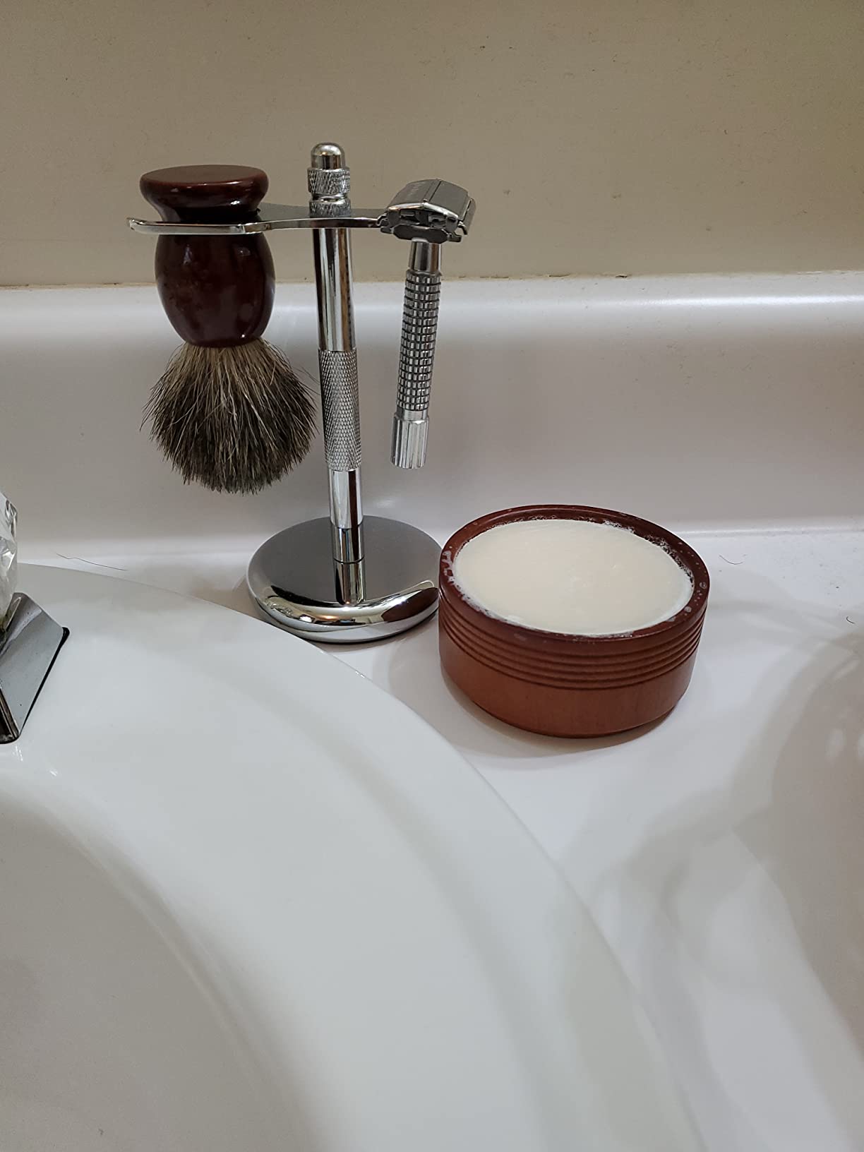 Grandslam Pure Badger Hair Shaving Brush Set Shaving Brush and Bowl Kit customer photo 2