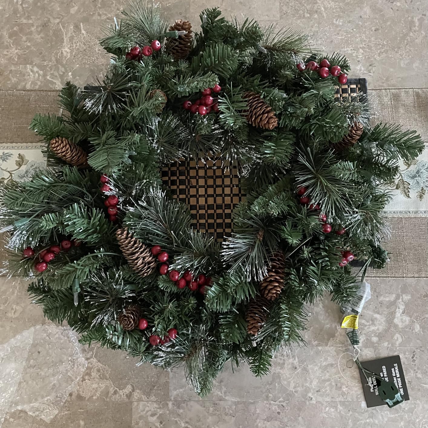 National Tree Company 30in Pre-Lit Crestwood Spruce Christmas Wreath customer photo 1