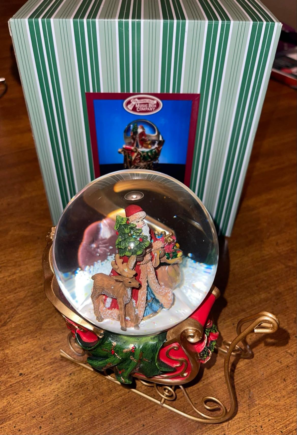 San Francisco Music Box Santa Reindeer Sleigh Musical Water Globe customer photo 2