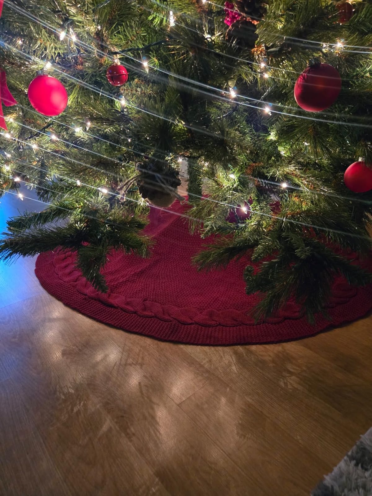48 Inch Christmas Tree Skirt: Cable Knit Tree Skirt for 7.5FT Tree, Wine Red Tree Skirt, Vintage Tree Skirts, Rustic Farmhouse Christmas Decorations customer photo 2