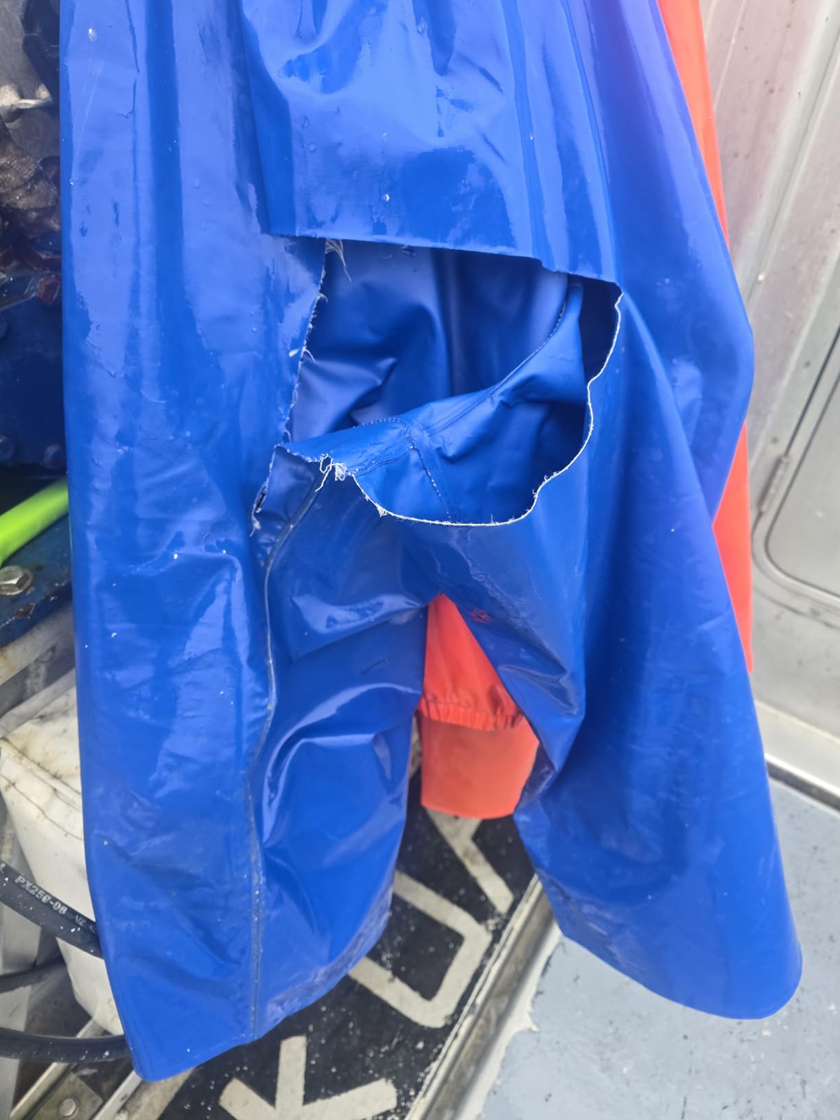 Grundéns Men’s Shoreman Bib - Fishing Pants customer photo 2