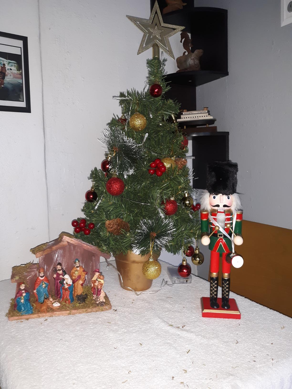 Wooden Nutcracker Ornaments Christmas Decoration Figures Puppet Home Decor (12 Inch) (Set) customer photo 2