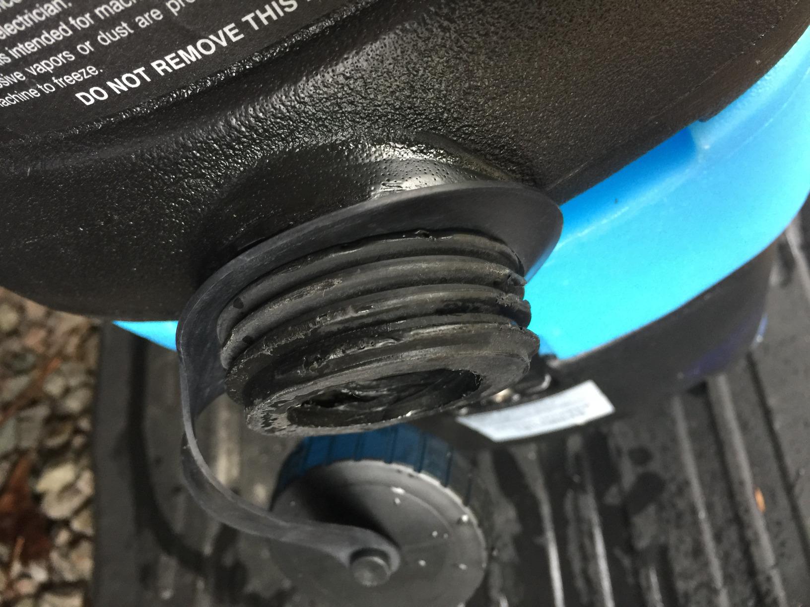 Mytee - S-300H Tempo Heated Extractor is a sub-compact machine, but a full-size performer, Blue/Black customer photo 1