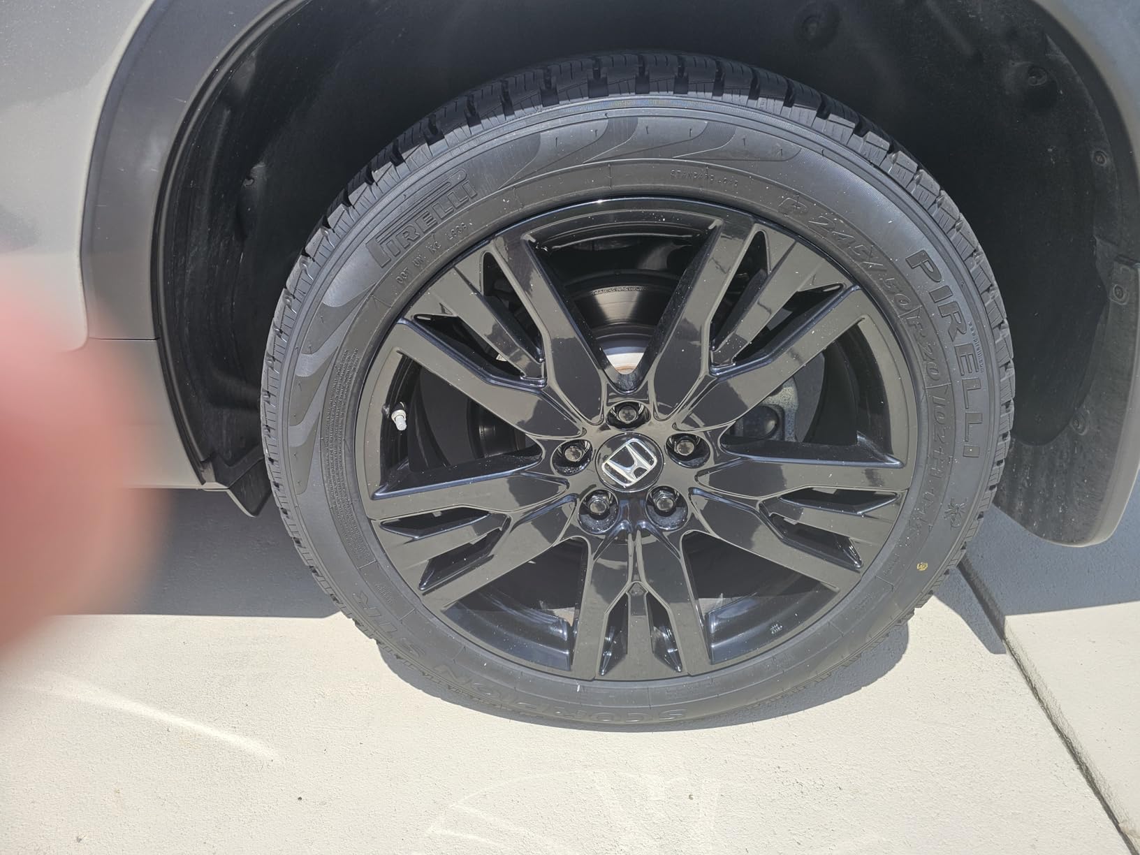 Pirelli Scorpion STR 245/50R 20 102H SUV/Crossover Tire customer photo 1