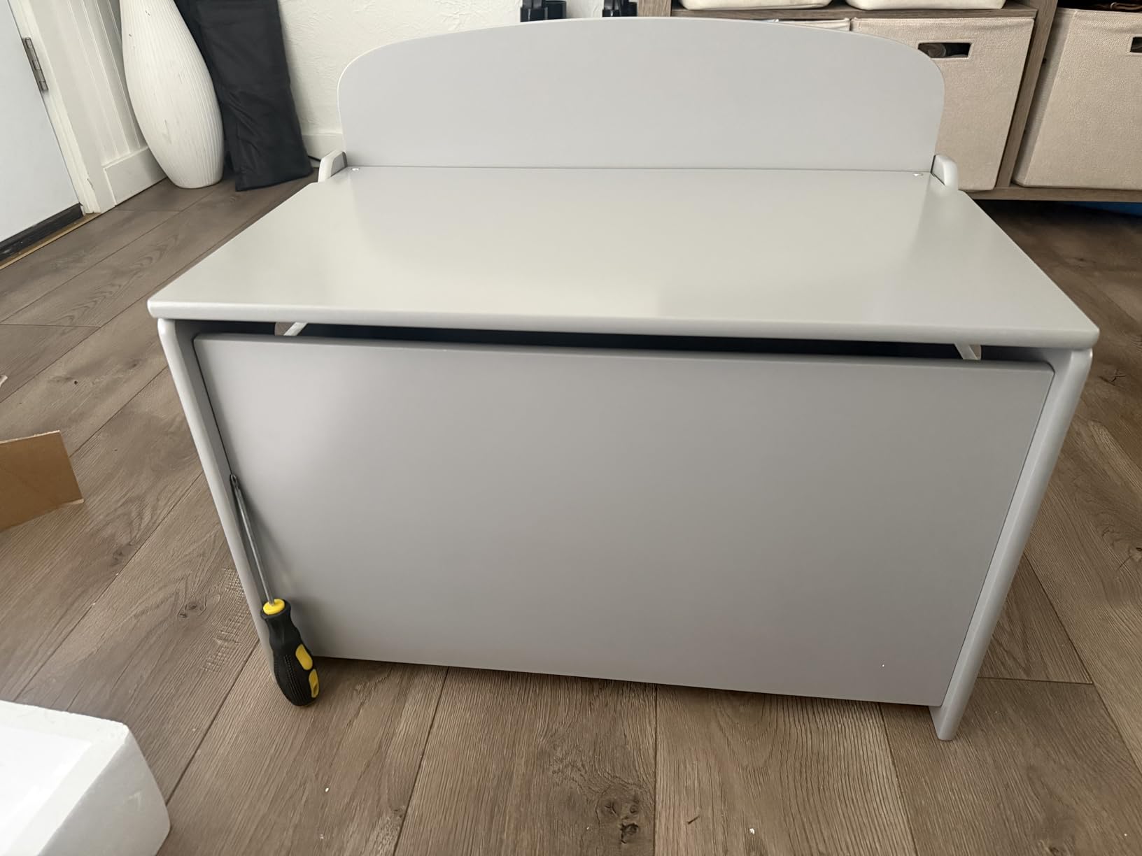 Delta Children MySize Deluxe Toy Box, Bianca White customer photo 1