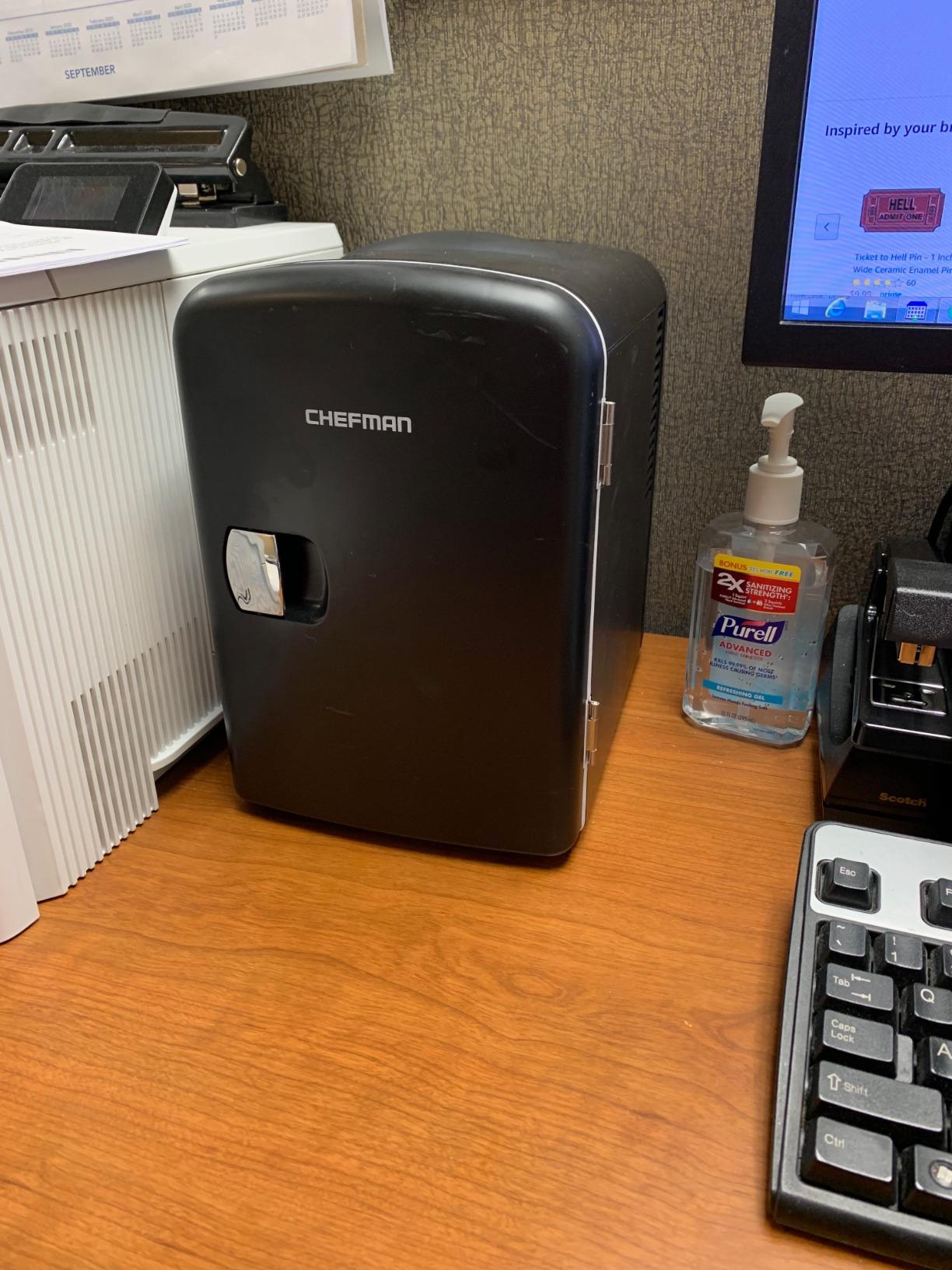 Chefman - Iceman Mini Portable Black Personal Fridge Cools Or Heats and Provides Compact Storage For Skincare, Snacks, Or 6 12oz Cans W/A Lightweight 4-liter Capacity To Take On The Go customer photo 2