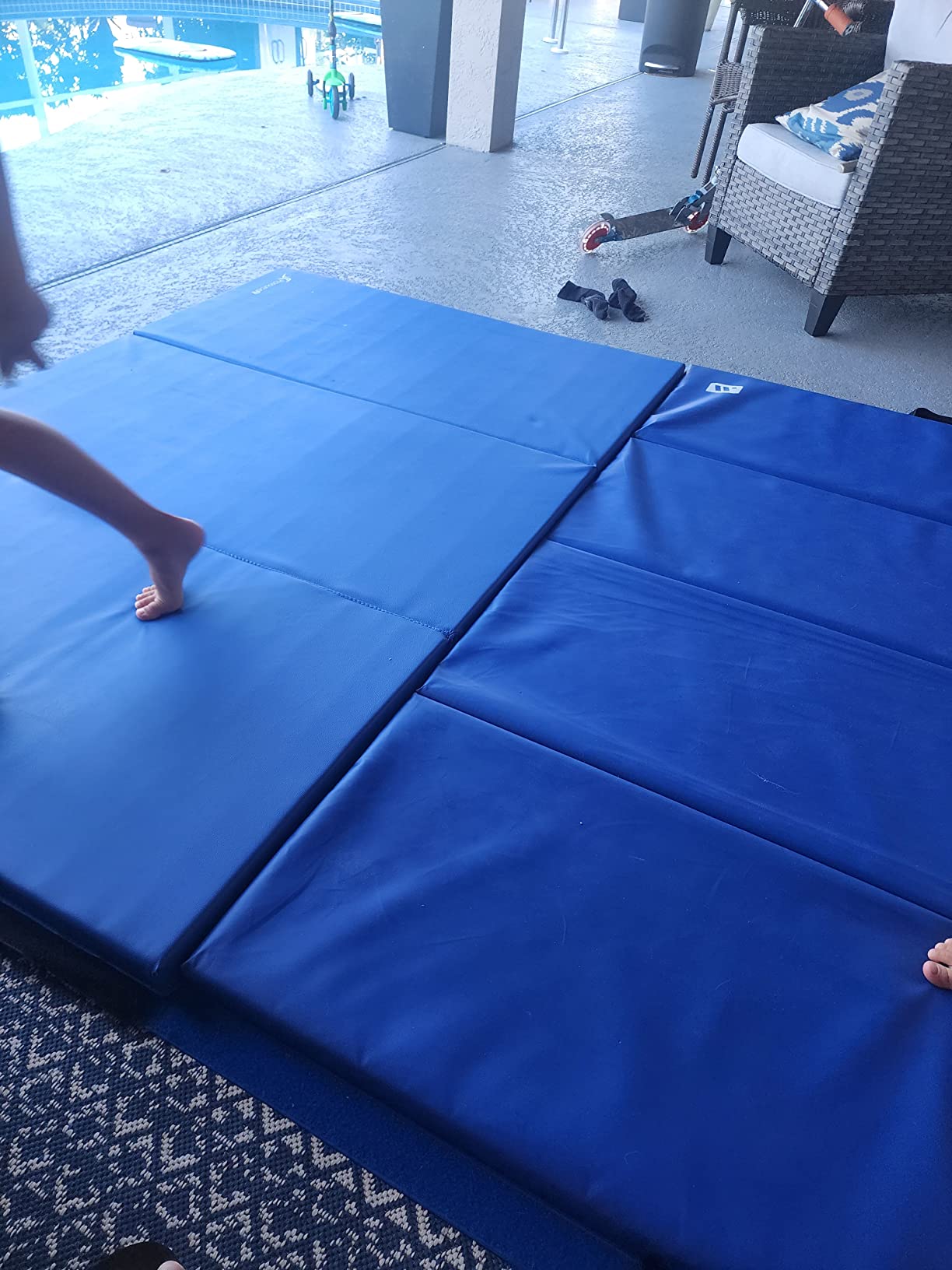 ProsourceFit Tri-Fold Folding Thick Exercise Mat with Carrying Handles for Tumbling, Martial Arts, Gymnastics, Stretching, Core Workouts customer photo 2