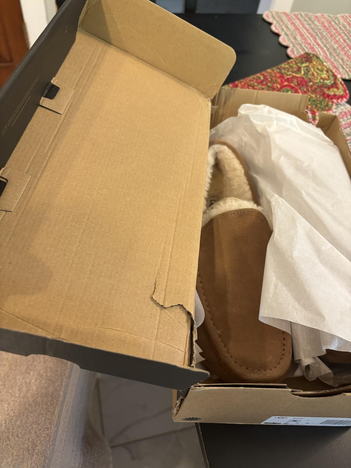 UGG Men's Ascot Slipper customer photo 2