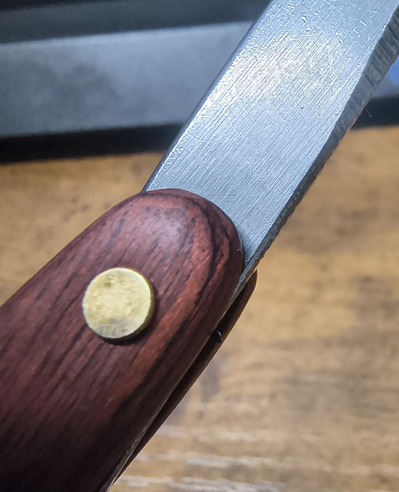 Zertone Straight Razors for Men Kit with Strop - Straight Edge Razor Natural Wood Scale – Sharp, High Hardness Carbon Steel Cutthroat Straight Razor Shaving Kit, Vintage Wood Handle, Barber Razor customer photo 2