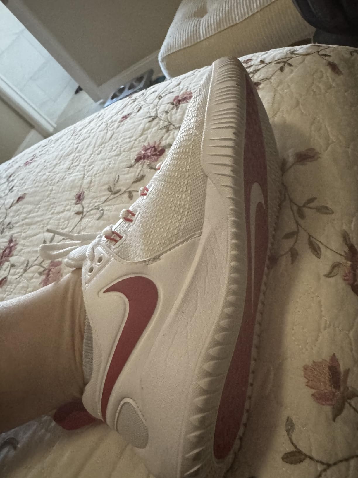 Nike Women's Zoom HyperAce 2 Volleyball Shoes customer photo 2