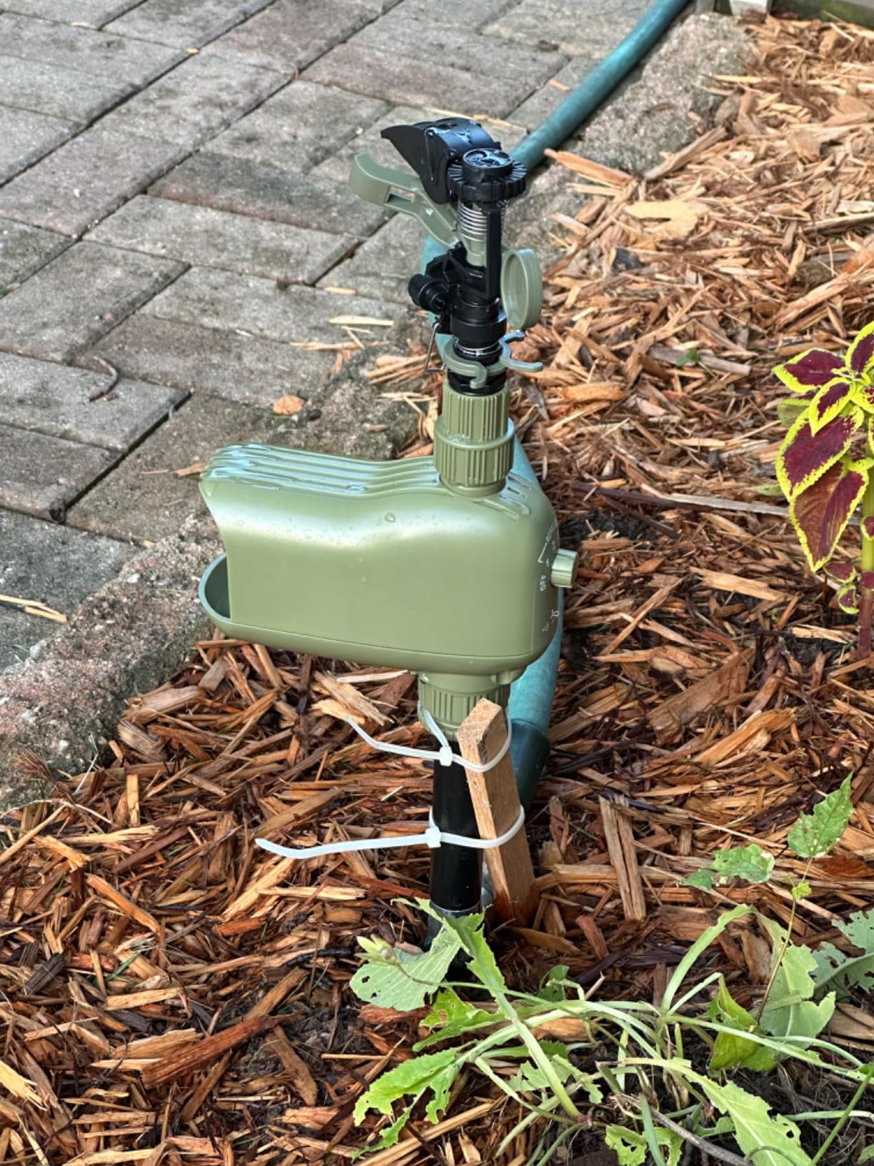 Havahart Critter Ridder, Motion Activated Animal Repellent Sprinkler customer photo 1
