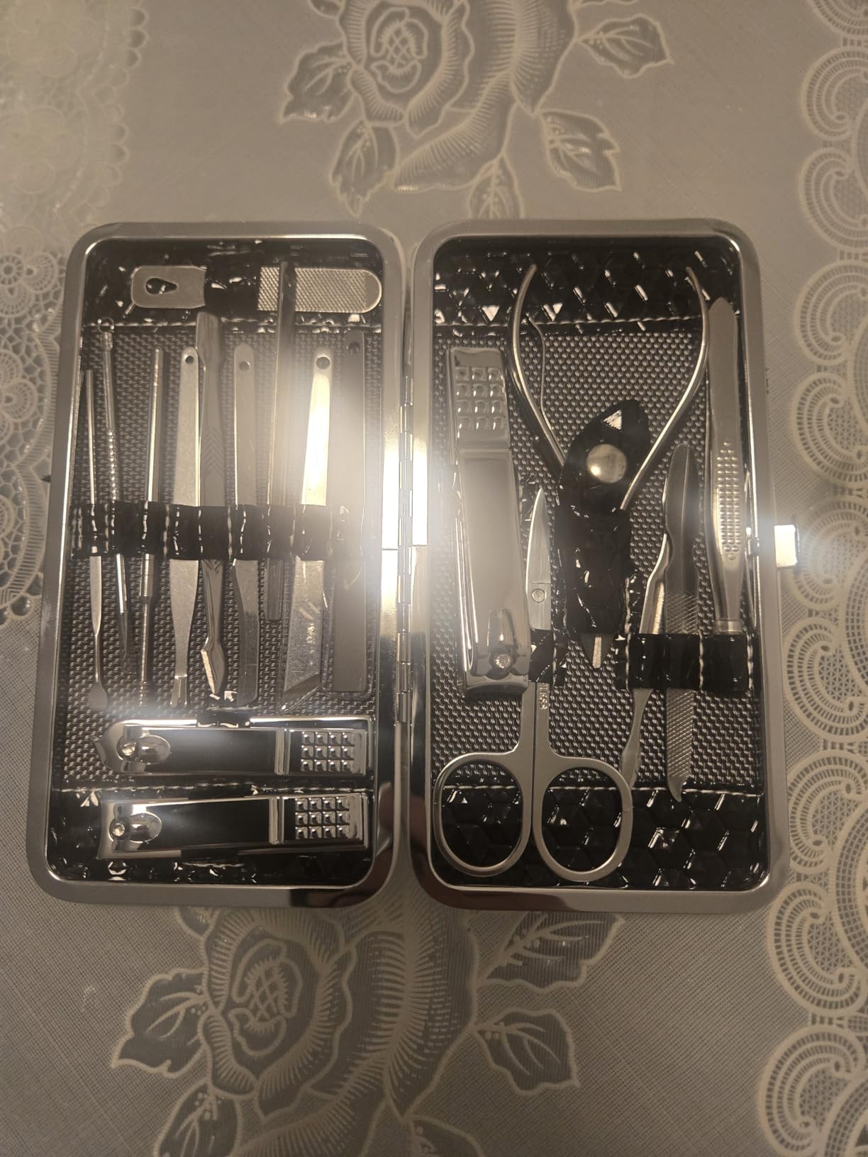 Yougai Manicure Set 18Pcs Stainless Steel Nail Clippers Set with Case Black customer photo 1
