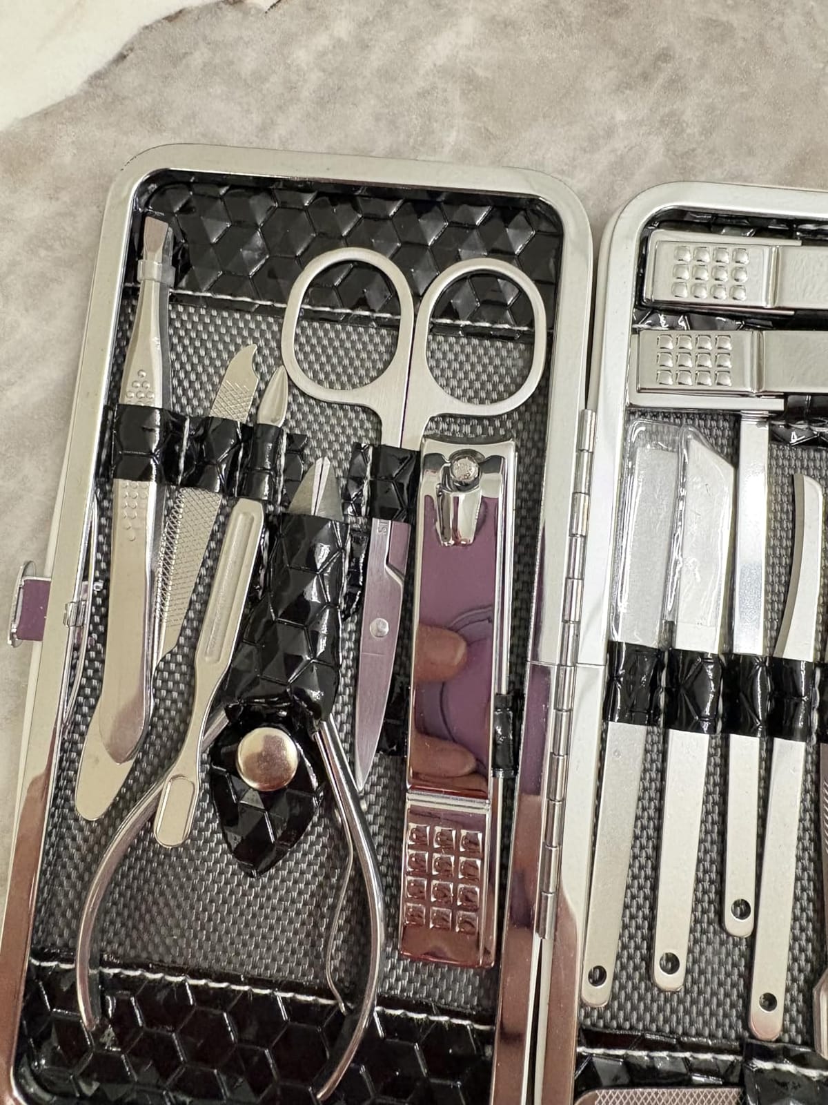 Yougai Manicure Set 18Pcs Stainless Steel Nail Clippers Set with Case Black customer photo 2