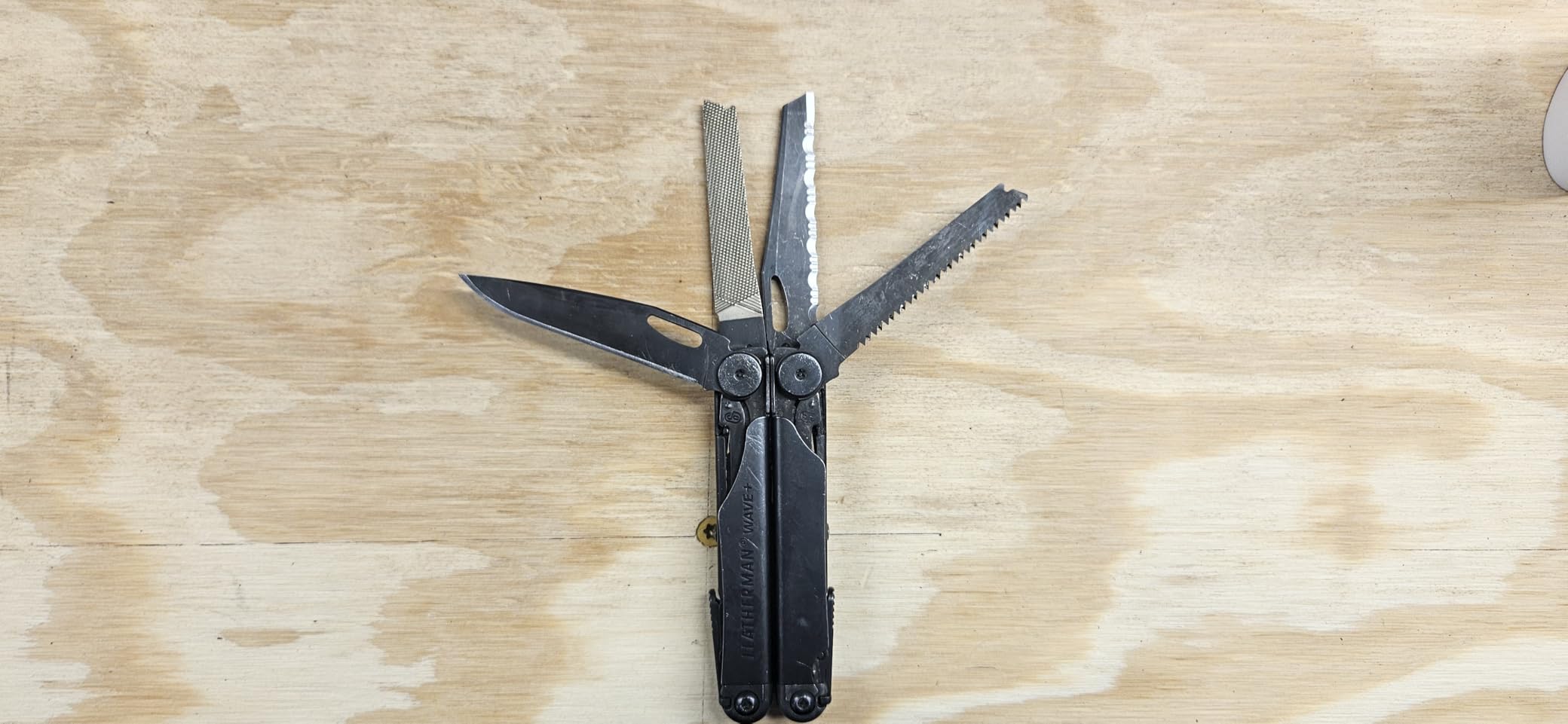 LEATHERMAN Wave Plus 18-in-1 Multi-Tool, DIY and Outdoors, Black customer photo 2