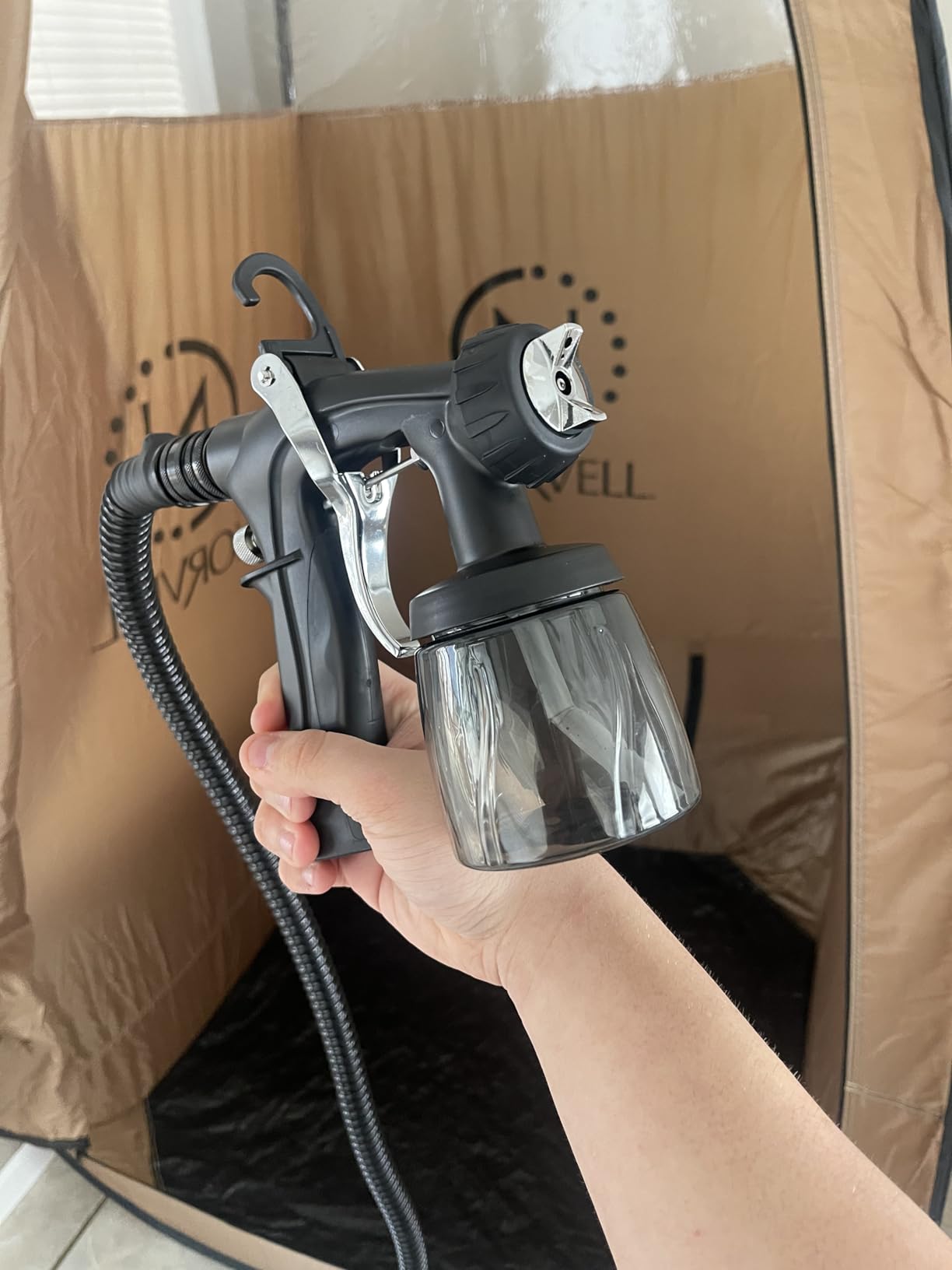 Norvell M1000 HVLP Spray Tan Machine and Gun Kit with 3 Tanning Solutions customer photo 1