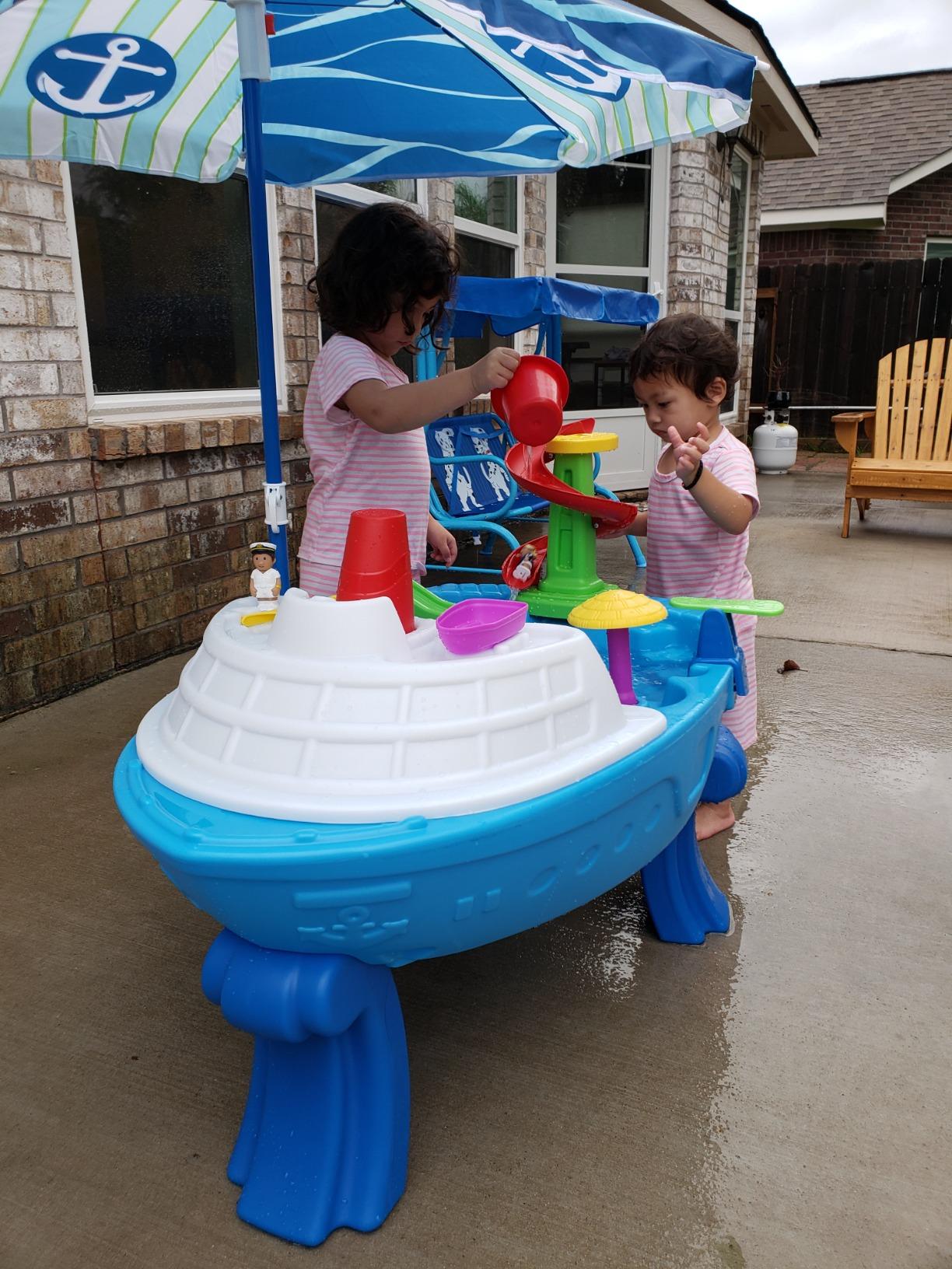 Step2 Fiesta Cruise Sand & Water Table with Umbrella, Kids Activity Sensory Playset, Summer Outdoor Toys, 10 Piece Water Toy Accessories, for Toddlers 2+ Years Old customer photo 2
