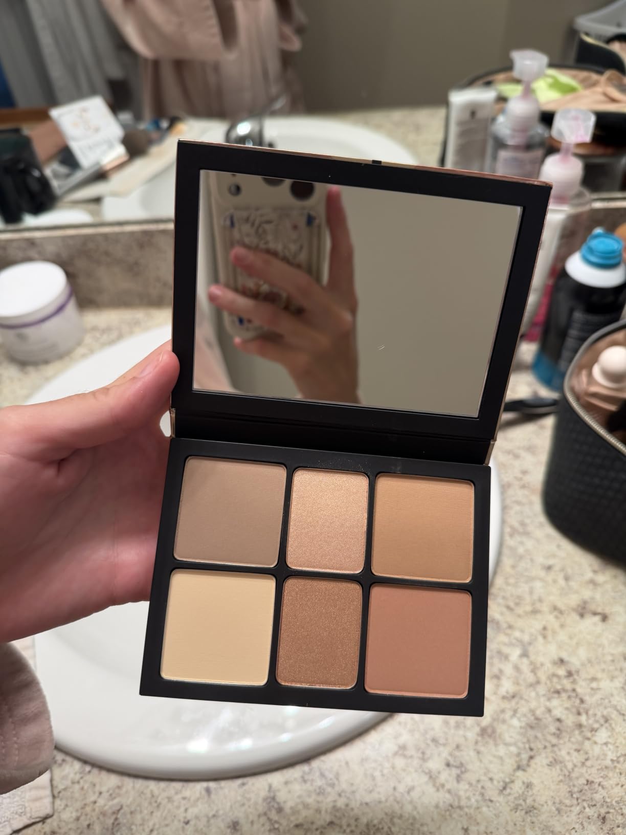 Smashbox The Cali Contour Palette | Six-Shade Contour Kit with Highlighter, Bronzer and Blush to add Dimension + Glow customer photo 2