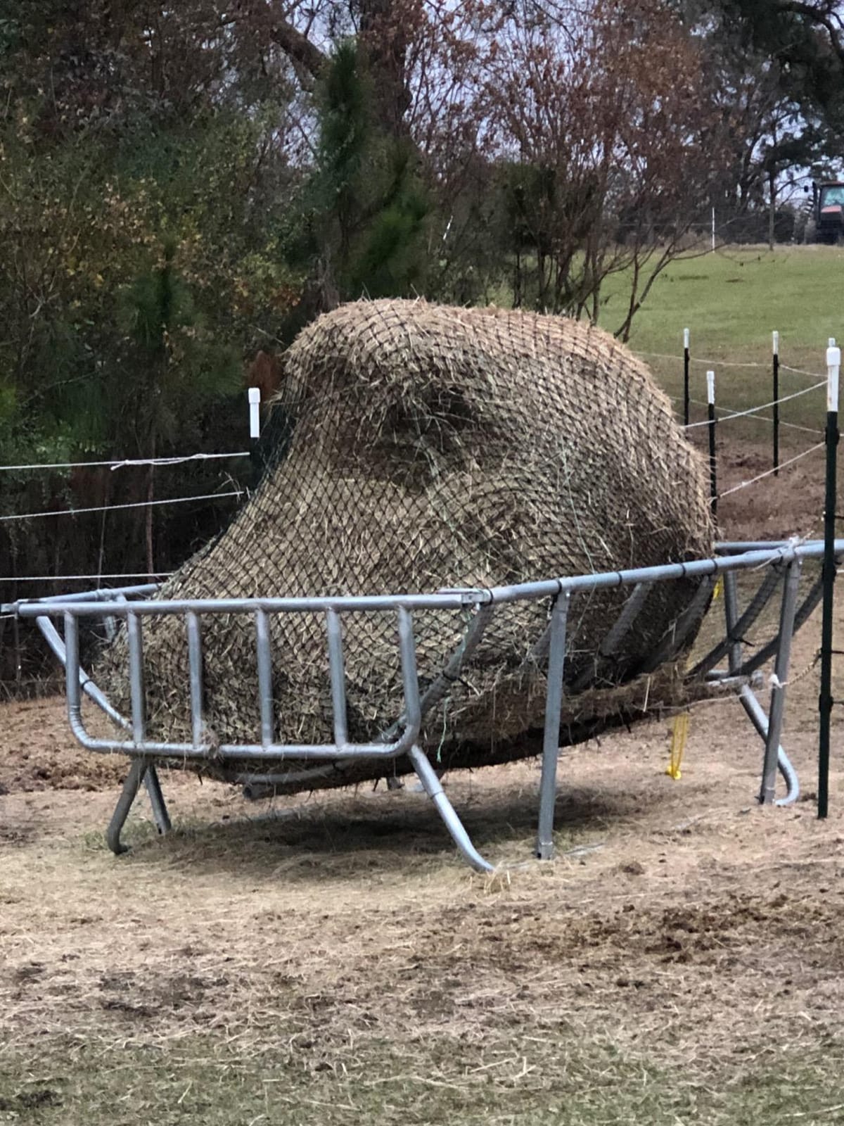 Texas Haynet - Durable Round Bale Feeder for Horses - UV Resistant Nylon Net (2 Pack) customer photo 1
