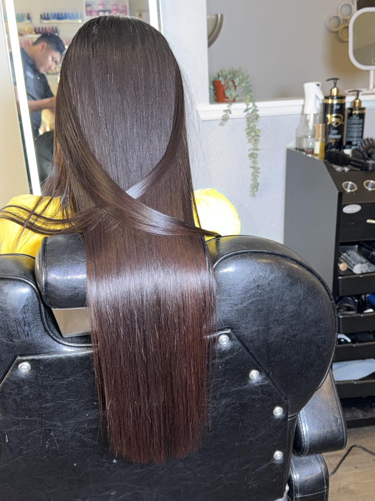 Lizze Extreme Professional Hair Straightener | Original Nano Titanium Technology Straightens Dry, Frizzy Hair Curls | 250 Deg. C. (480'f) - 110 Volts : Beauty & Professional Care customer photo 1