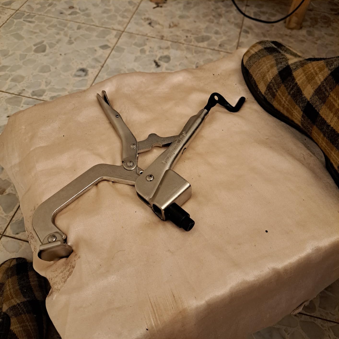 BuildPro Inserta Pliers, ∅5/8