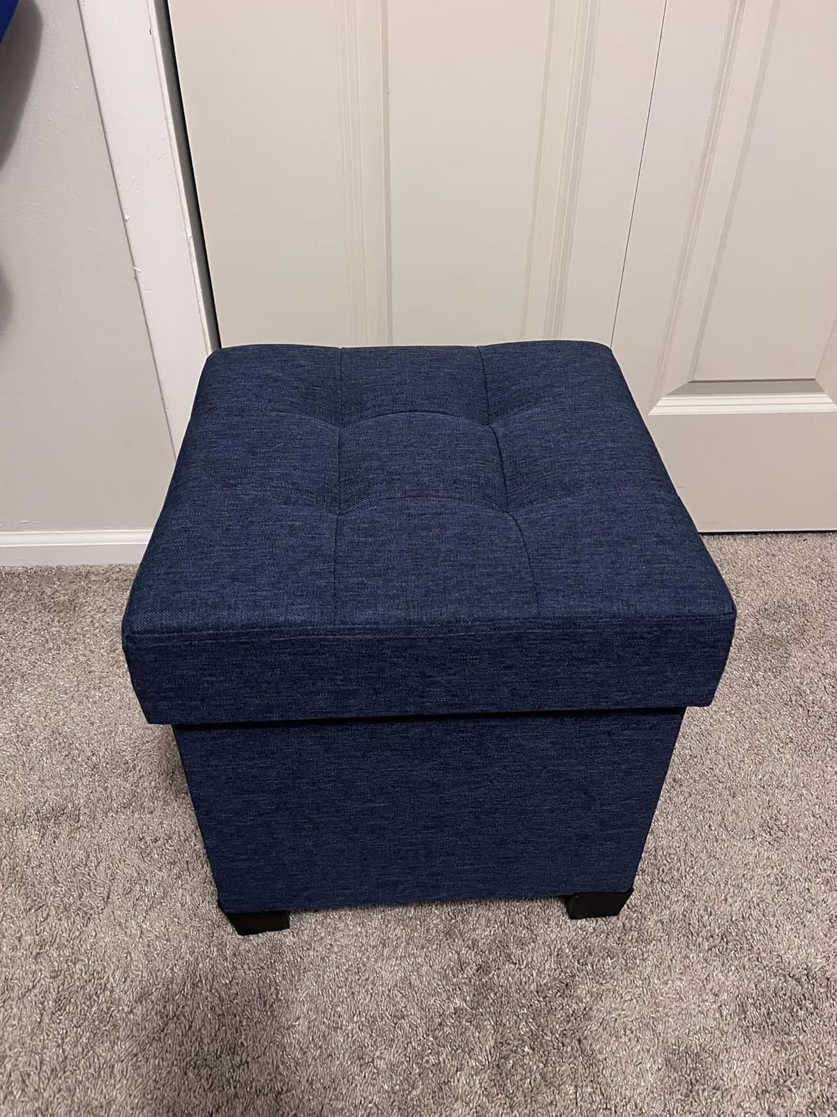 SONGMICS Storage Ottoman, Small Foot Rest, 15 x 15 x 15.7 Inches customer photo 1
