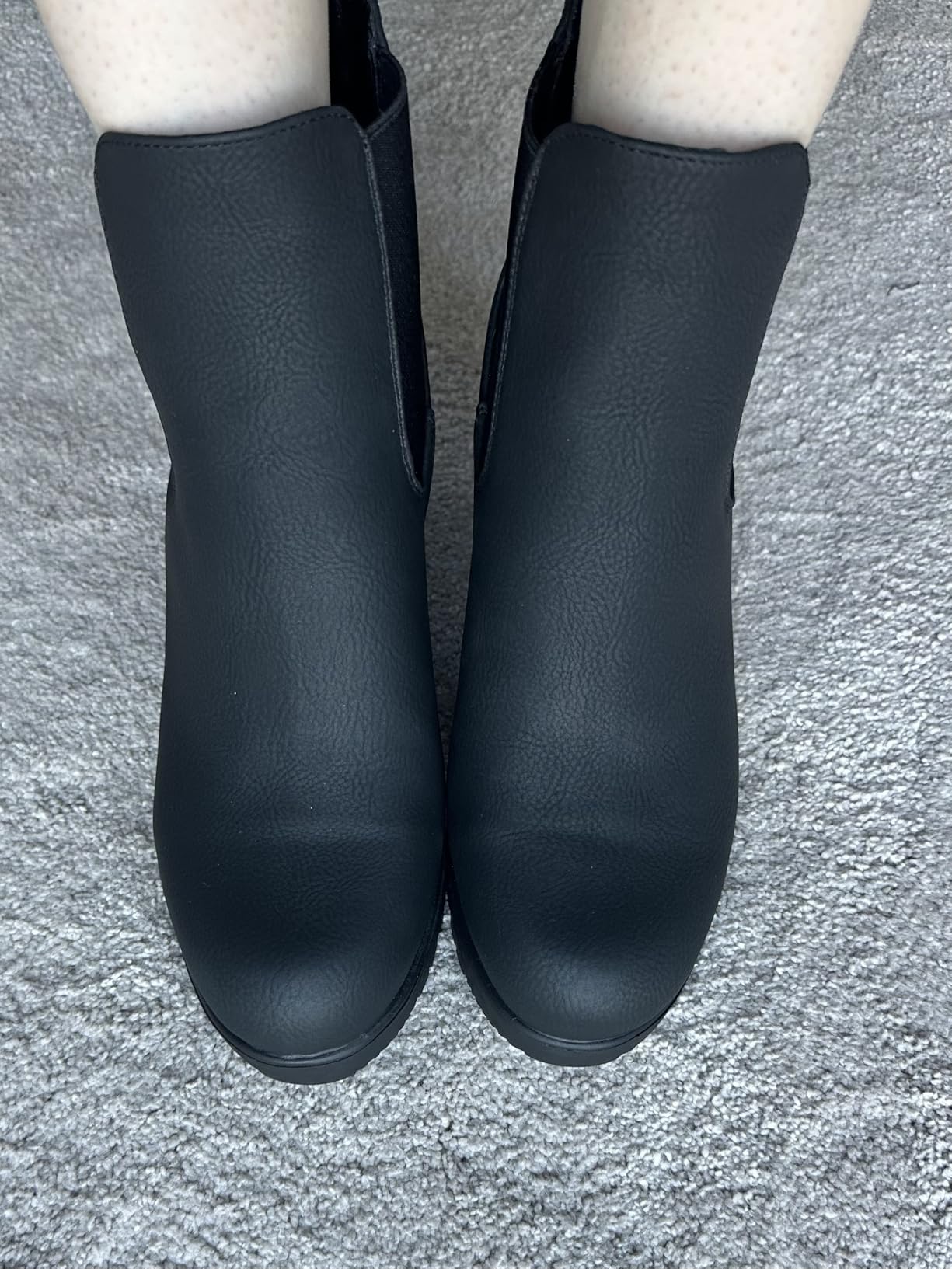 DREAM PAIRS Women's Chelsea Ankle Boots Fall Booties Shoes customer photo 1