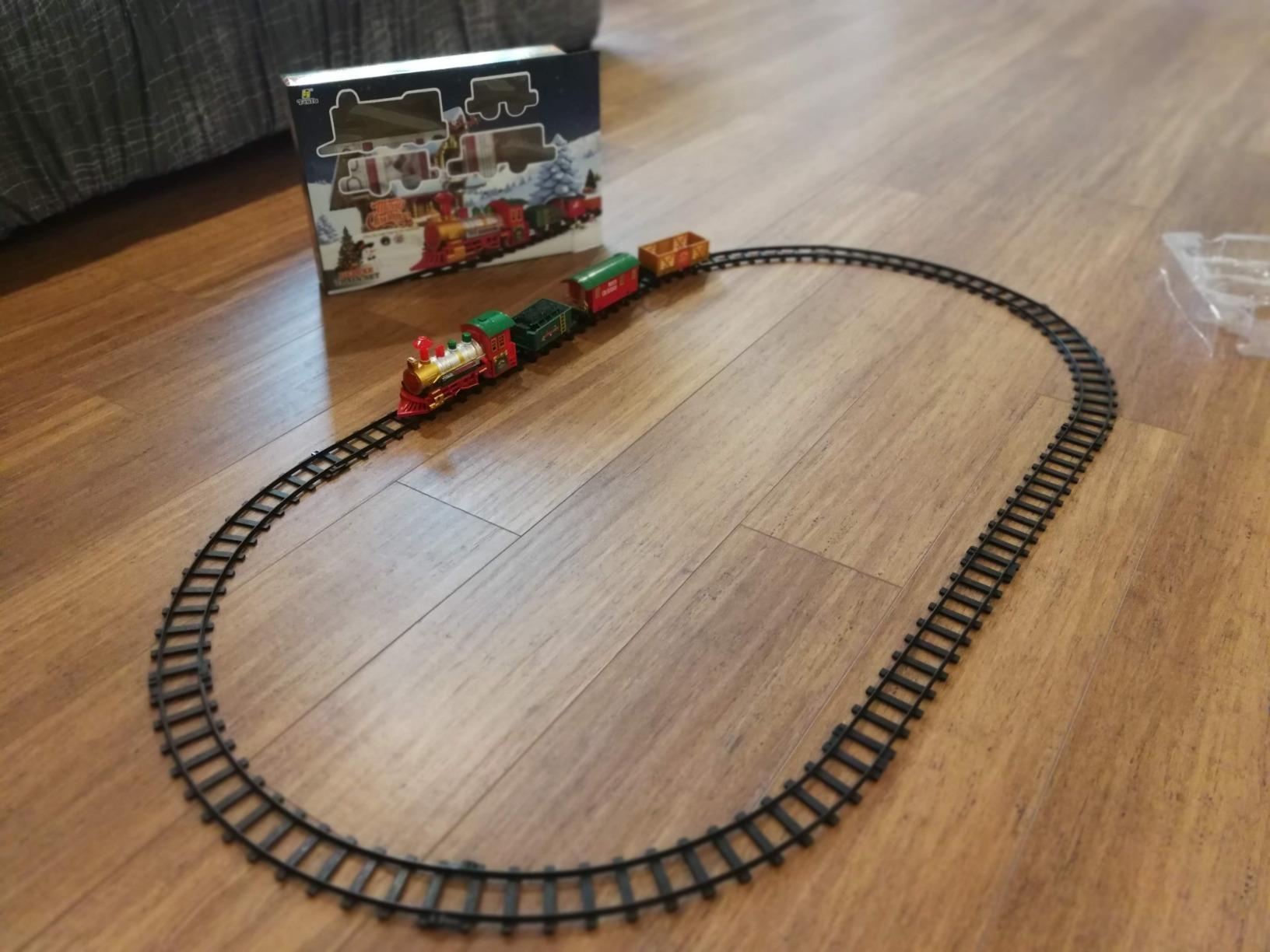 Classic Christmas Train Set with Lights and Sounds Railway Tracks Sets Battery Operated Train Toy Models with 11.5 Ft Tracks Playset for Under The Tree Electronic Toys Gift for Kids customer photo 1