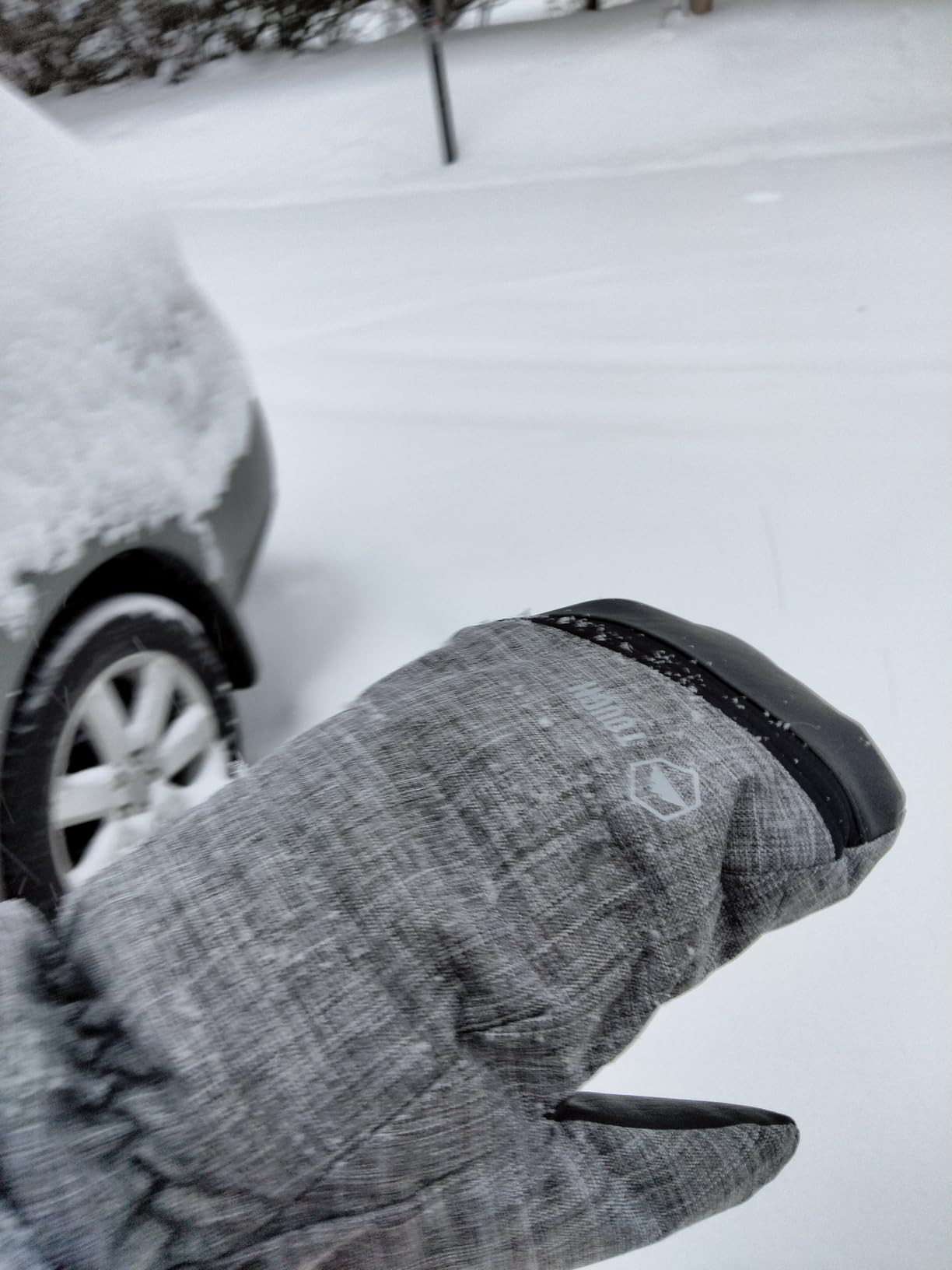 Tough Outdoors Winter Ski Mittens for Women & Men - Waterproof Insulated Snowboard Gloves - Snowboarding Snow Glove Mitten customer photo 1