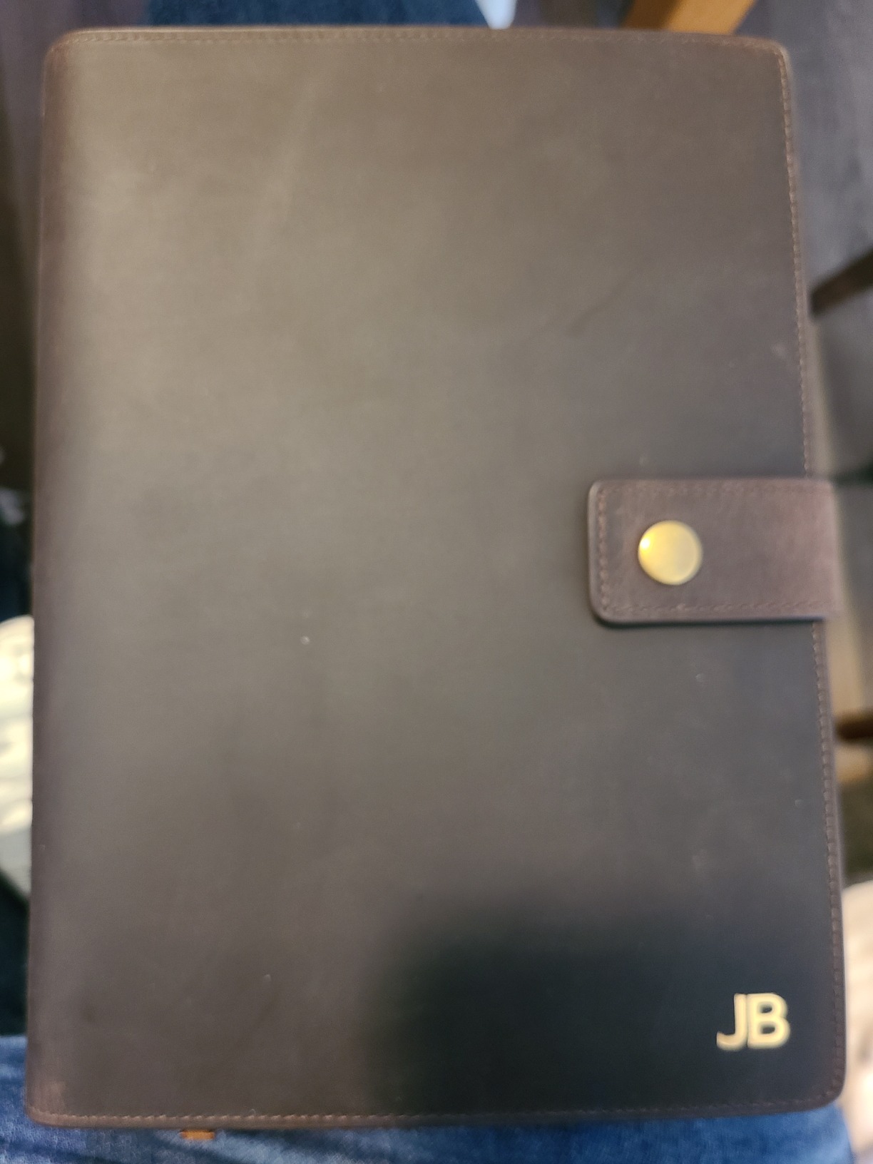 CASE ELEGANCE Full Grain Premium Leather Refillable Journal Cover with A5 Lined Notebook, Pen Loop, Card Slots, Brass Snap customer photo 2