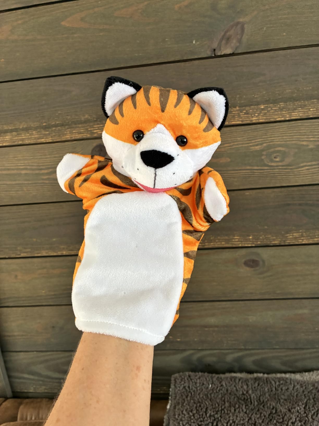 Melissa & Doug Safari Buddies Hand Puppets, Set of 6 (Elephant, Tiger, Parrot, Giraffe, Monkey, Zebra) Soft, Plush Puppet, Stuffed Animals, Pretend Play Toddler Toys for Girls & Boys 2+ customer photo 1