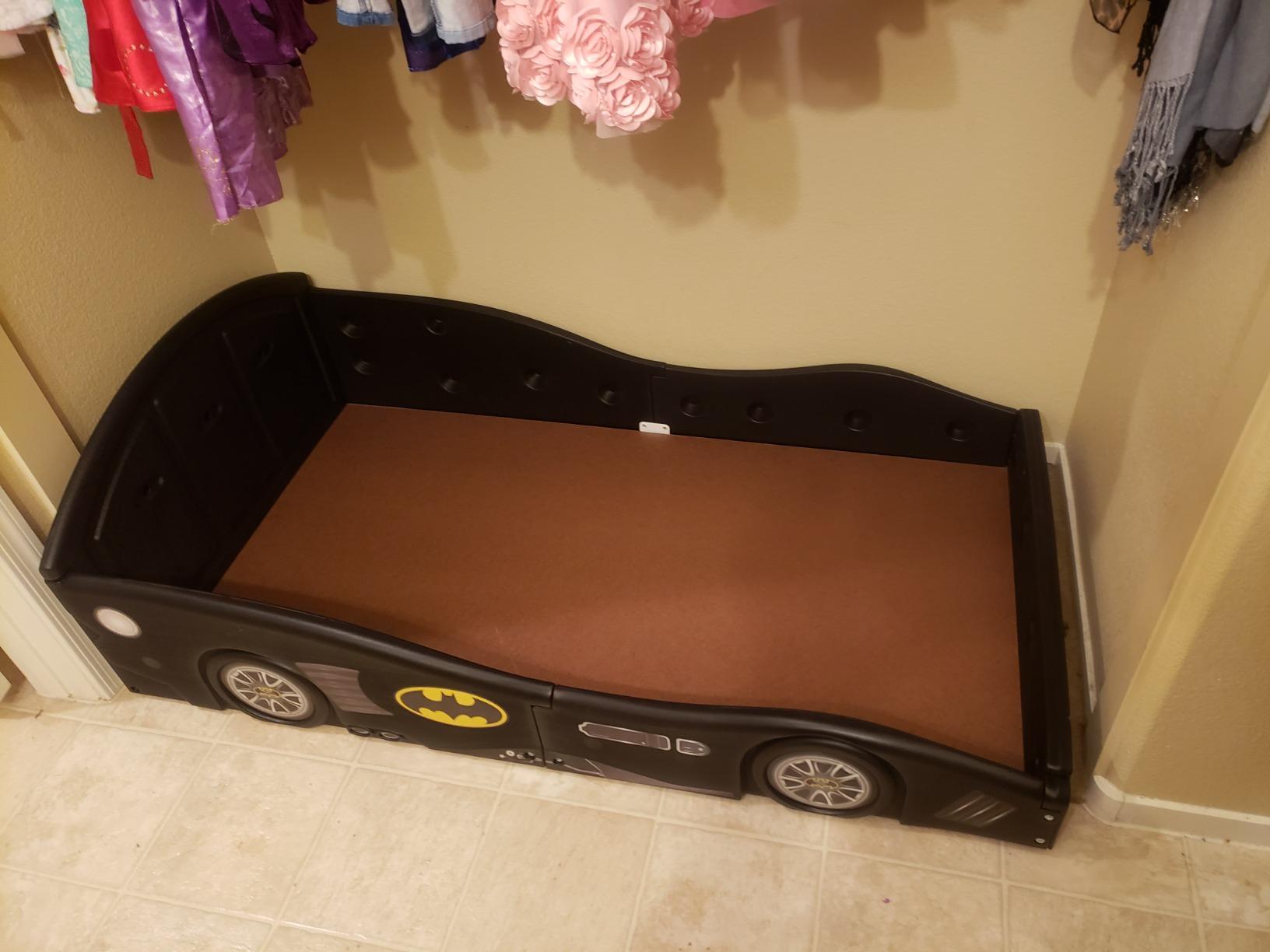 Delta Children - Batman Batmobile Deluxe Car Plastic Sleep and Play Toddler Bed with Attached Guardrails customer photo 1
