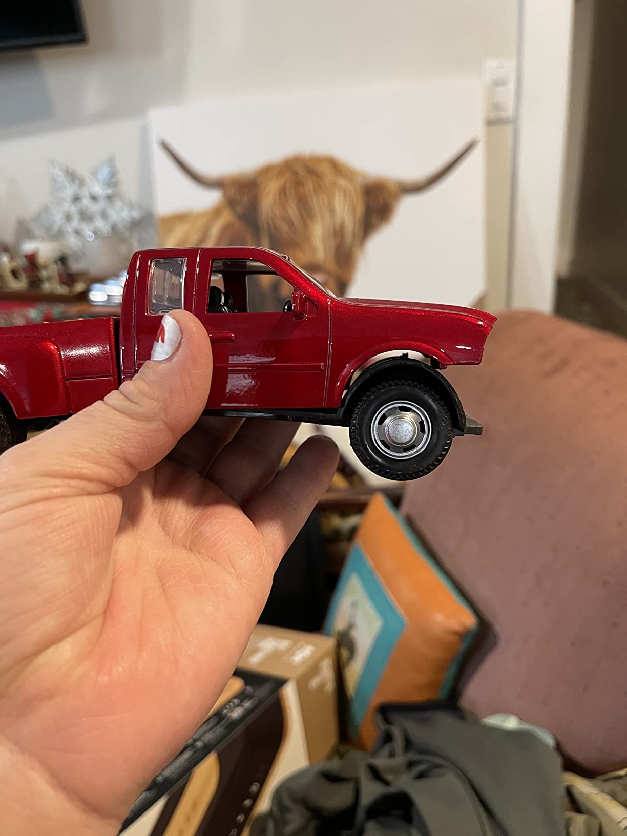 NewRay Toys Die Cast Pick Up Truck with Camper Trailer and Accessories customer photo 1