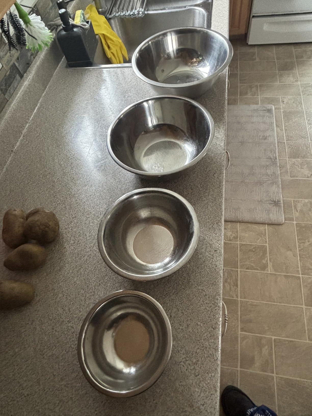 WHYSKO Stainless Steel Mixing Bowls Set, 5-Piece Meal Prep & Food Storage customer photo 1