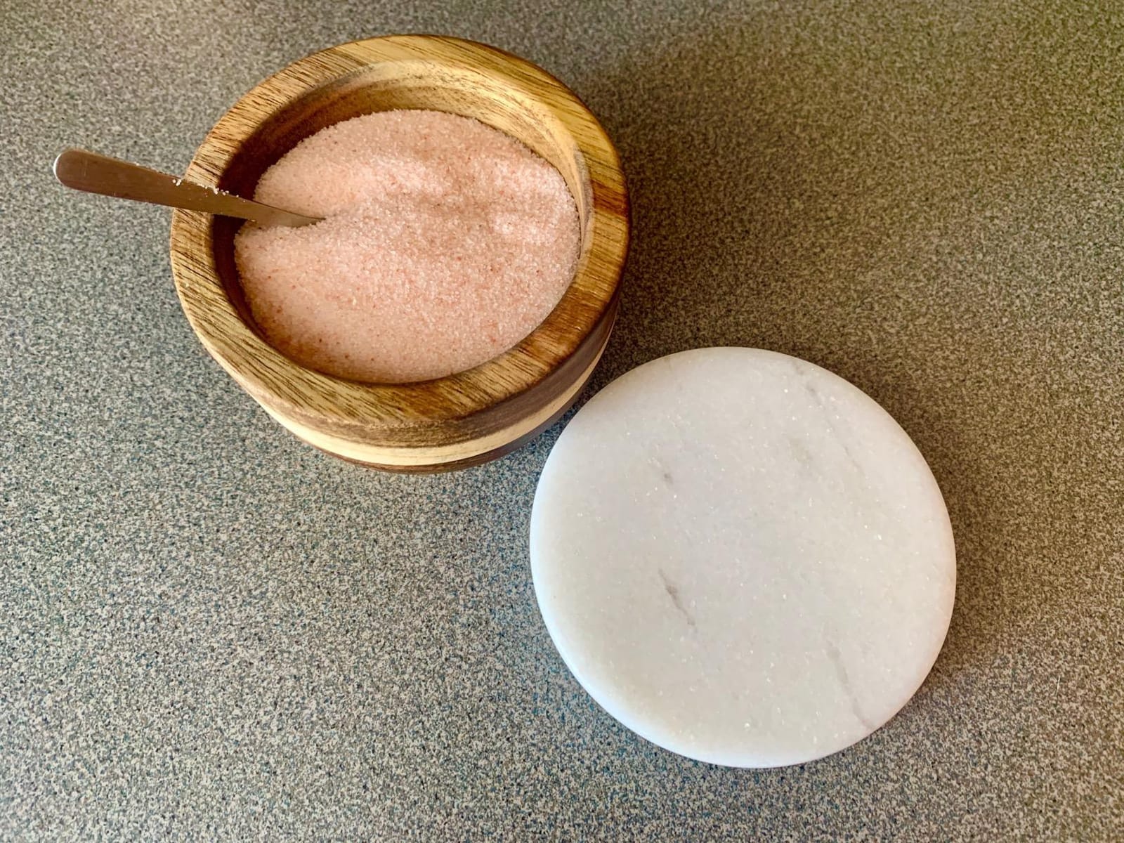 jalz jalz Acacia Wood Salt Cellar with white Marble Lid, 10oz Pinch Pot & Spoon customer photo 1