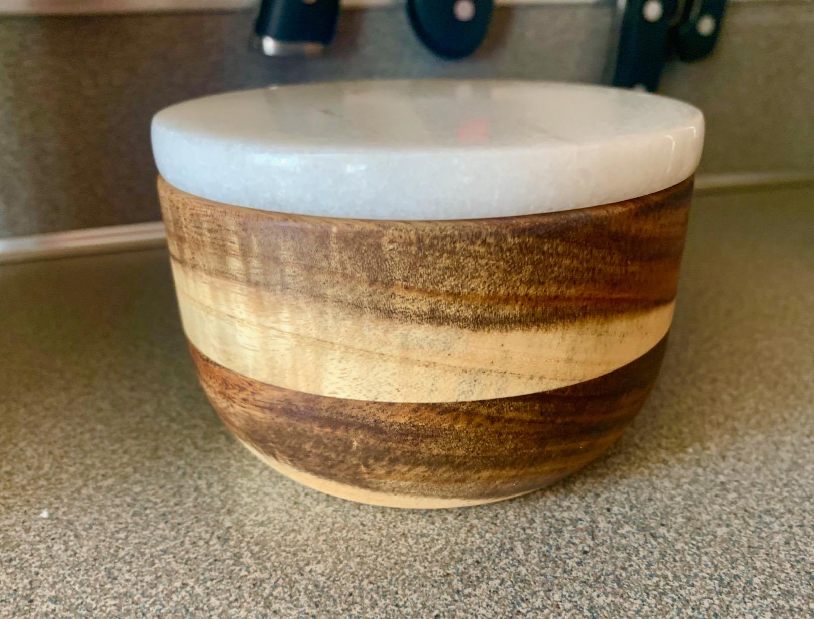jalz jalz Acacia Wood Salt Cellar with white Marble Lid, 10oz Pinch Pot & Spoon customer photo 2