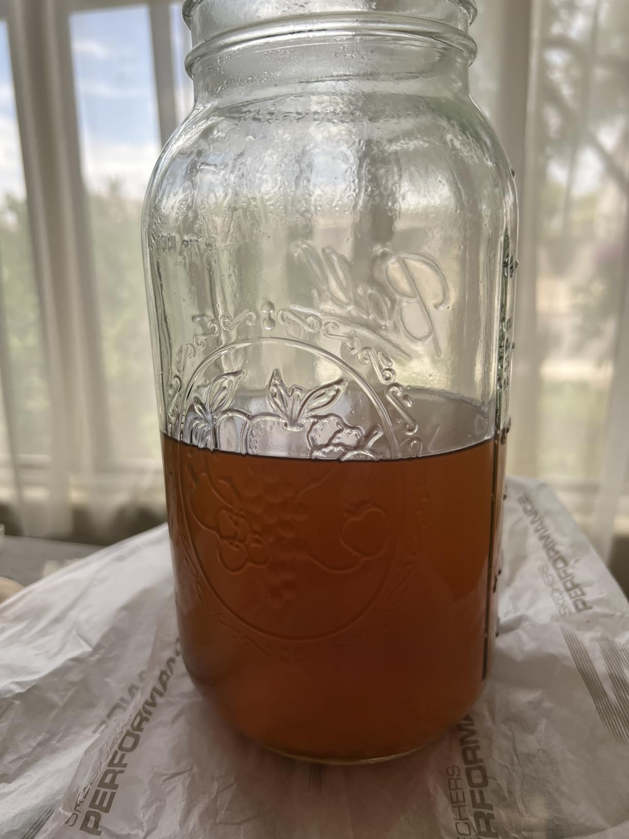 Ball Wide Mouth Clear Glass Canning Quart 32 Oz Mason Jars with Lids, 12 Pack customer photo 2