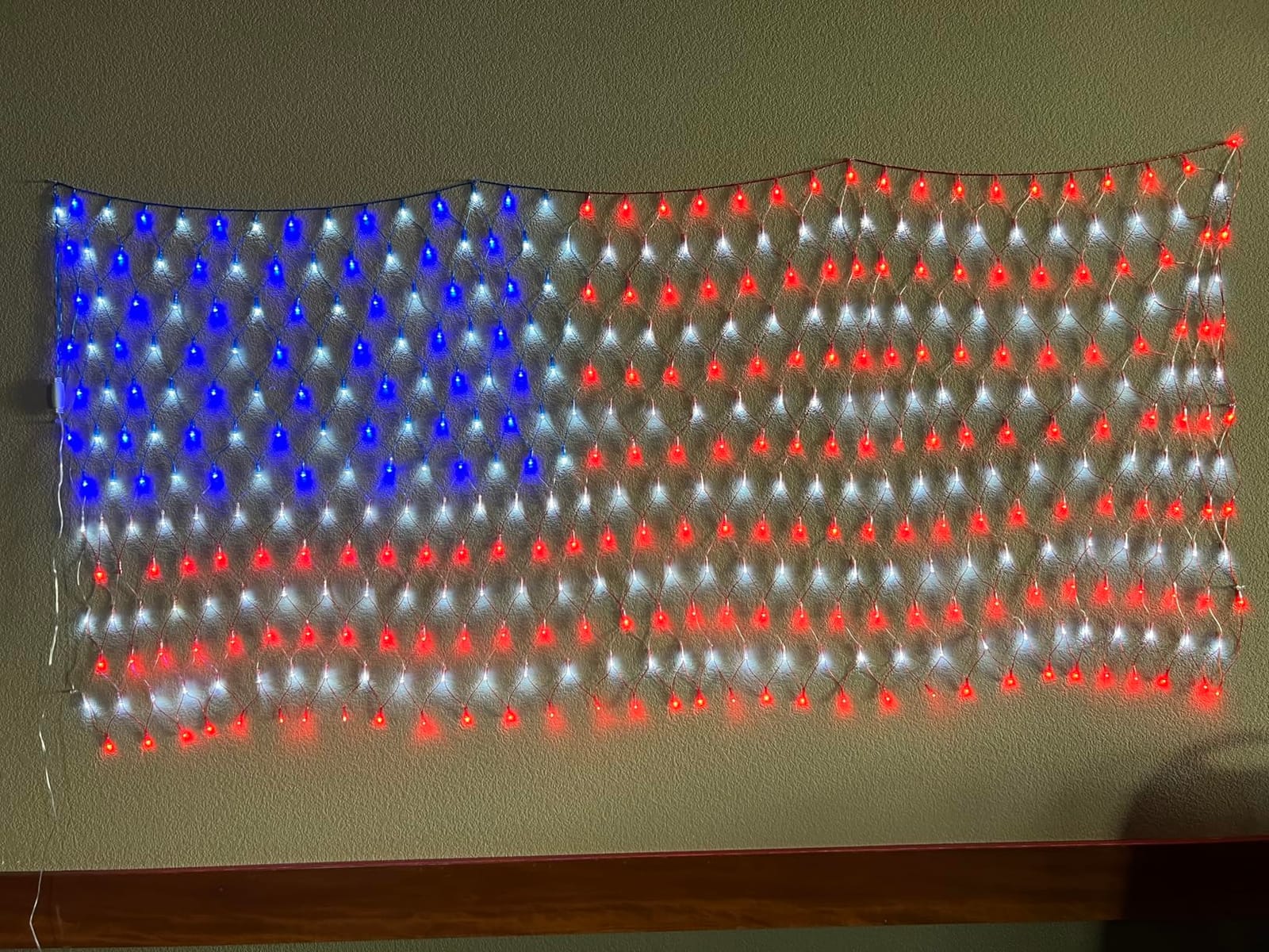 YULIANG LED American Flag Lights, 6.5ft*3.2ft Waterproof Led Flag Net Light Outdoor for 4th of July Decorations, Independence Day, Memorial Day, Festival, Garden, Outdoor Christmas Decoration customer photo 2