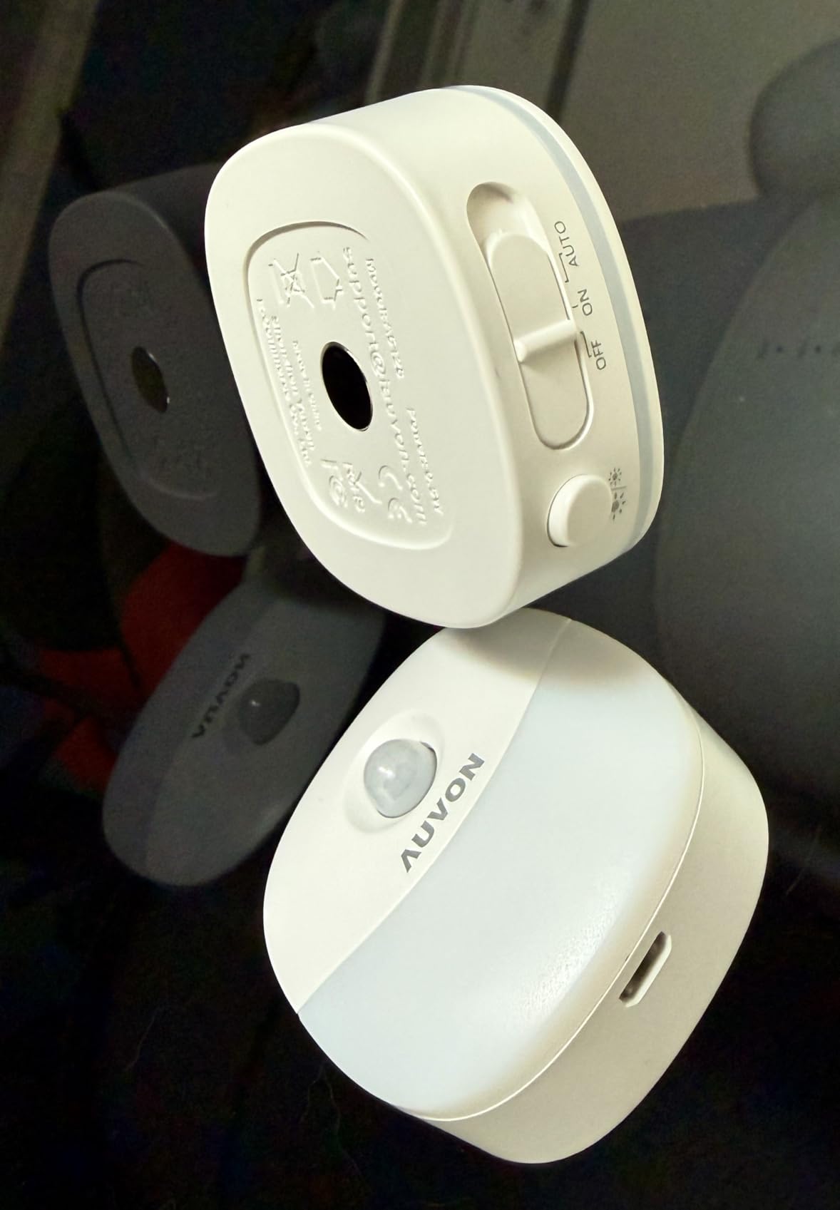 AUVON Magnetic Rechargeable Night Light, Motion & Dusk-Dawn Sensor, 2 Packs customer photo 2