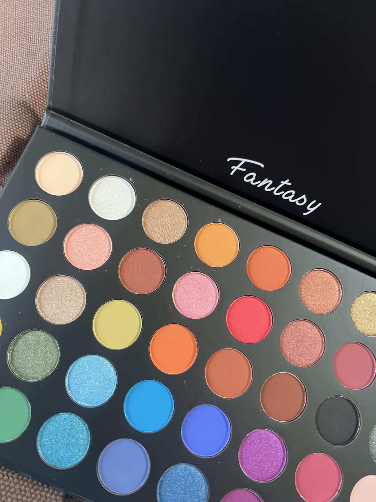 UCANBE Highly Pigmented Eye Makeup Palette, Matte Shimmer Metallic Eyeshadow Pallet Long Lasting Blendable Natural Colors Make Up Eye Shadows Cosmetics Gift Kit customer photo 2