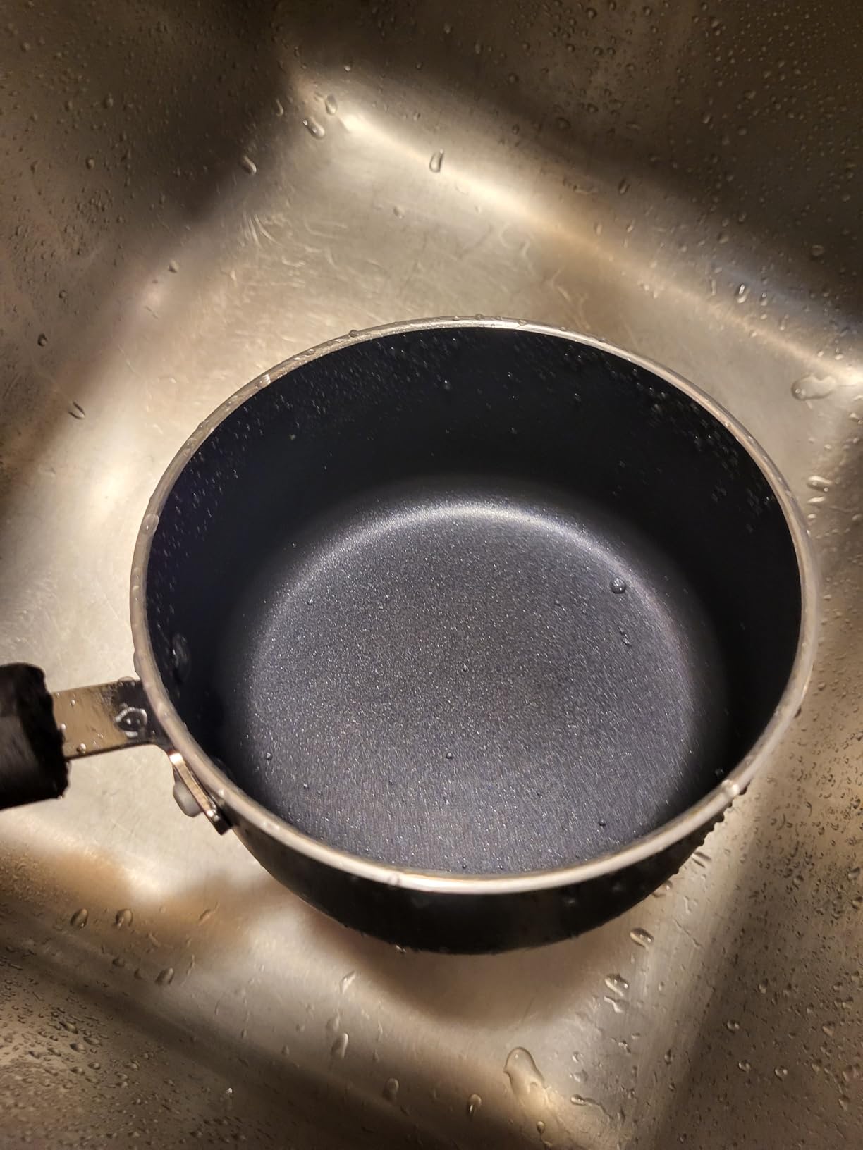 Utopia Kitchen Nonstick Saucepan Set with Lids 1 QT 2 QT Pots PFOS Free customer photo 2