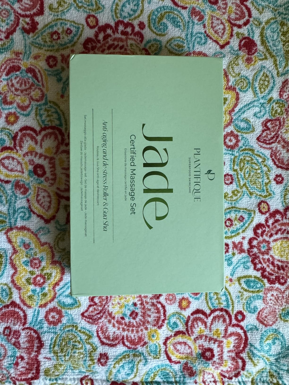 PLANTIFIQUE Jade Gua Sha Facial Tool & Face Roller Set - Giftable Box customer photo 1
