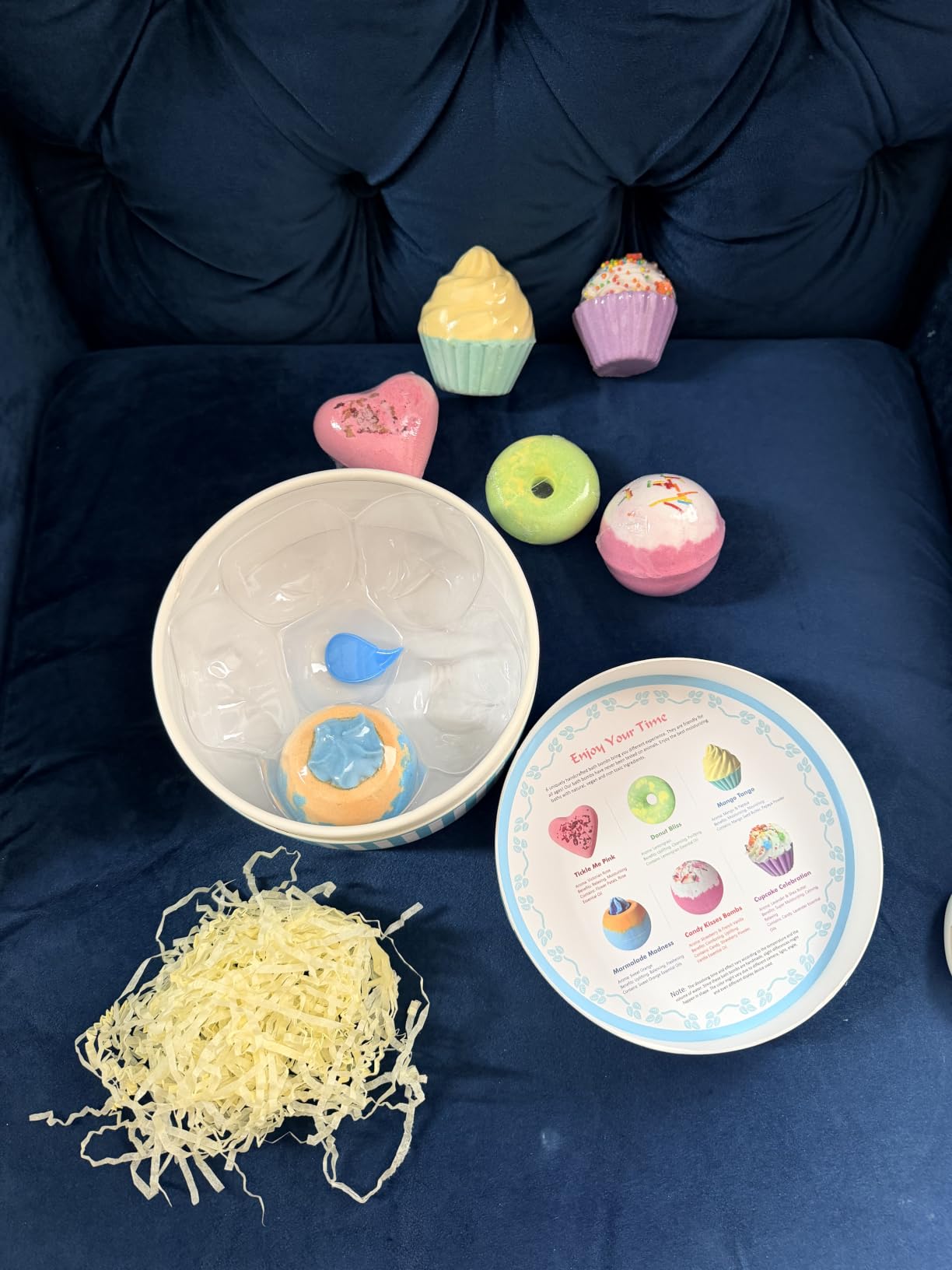 Aofmee Bath Bombs, 6pcs Bubble Bath Bomb for Girls, Handmade Fizzies Bathbombs for Women, Natural Organic Kids Spa Kit, Non Toxic Bath Kit for Teens, Gift Set for Mother Birthday Christmas Easter customer photo 1