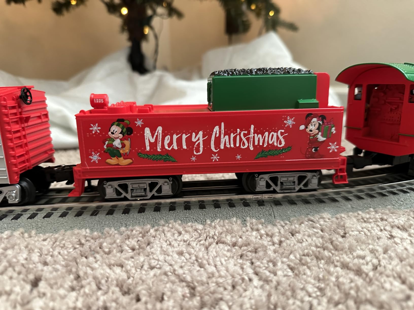 Lionel Disney Christmas Express O Gauge Model Train Set customer photo 1