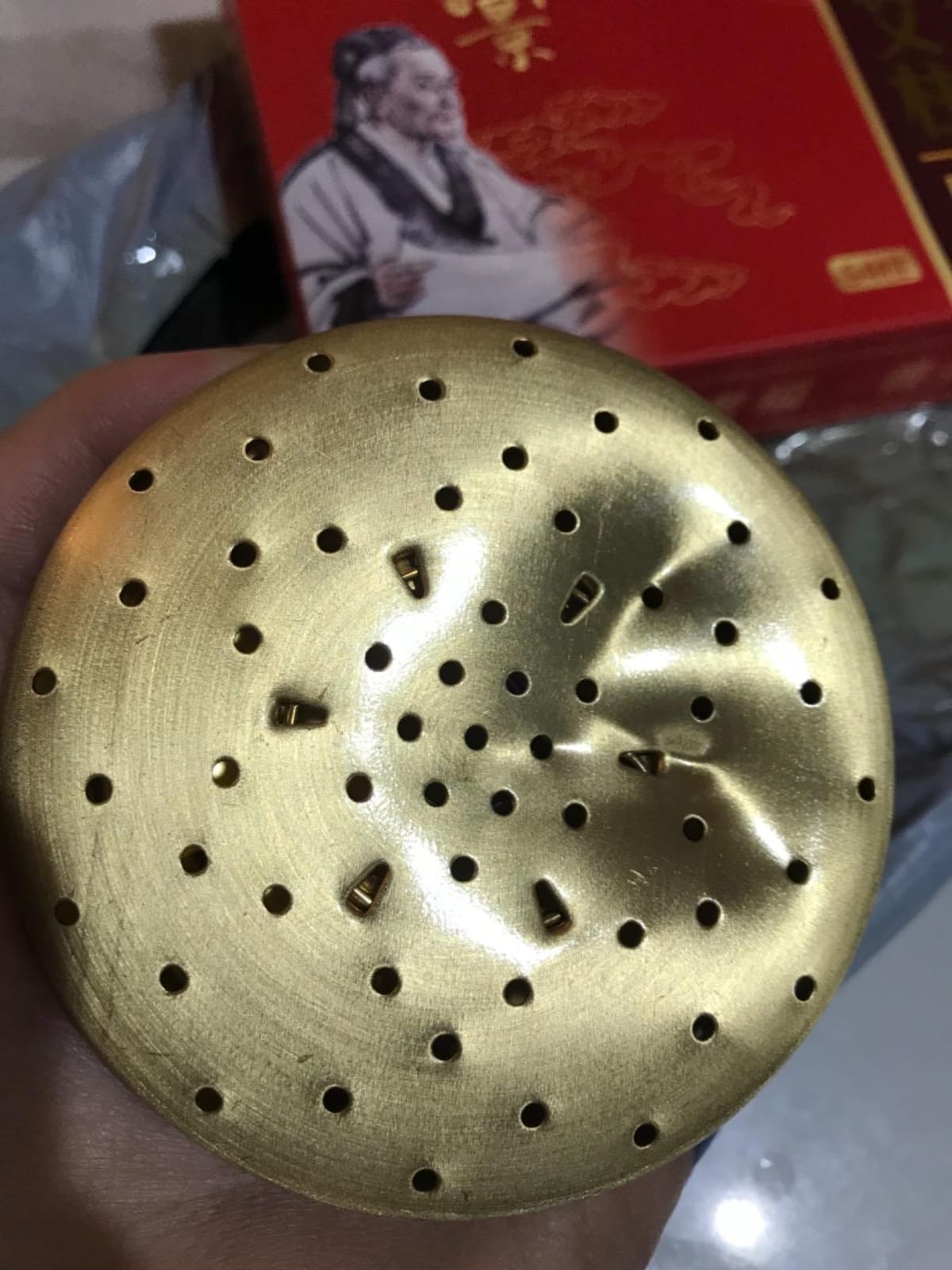 10-Years Purity 60:1 Ratio 54 Rolls Sticks Pure Moxibustion + 1 Copper Portable Smokeless Mugwort Moxibustion Moxa Box Round Shape Burner+1 Acupoint Map customer photo 2