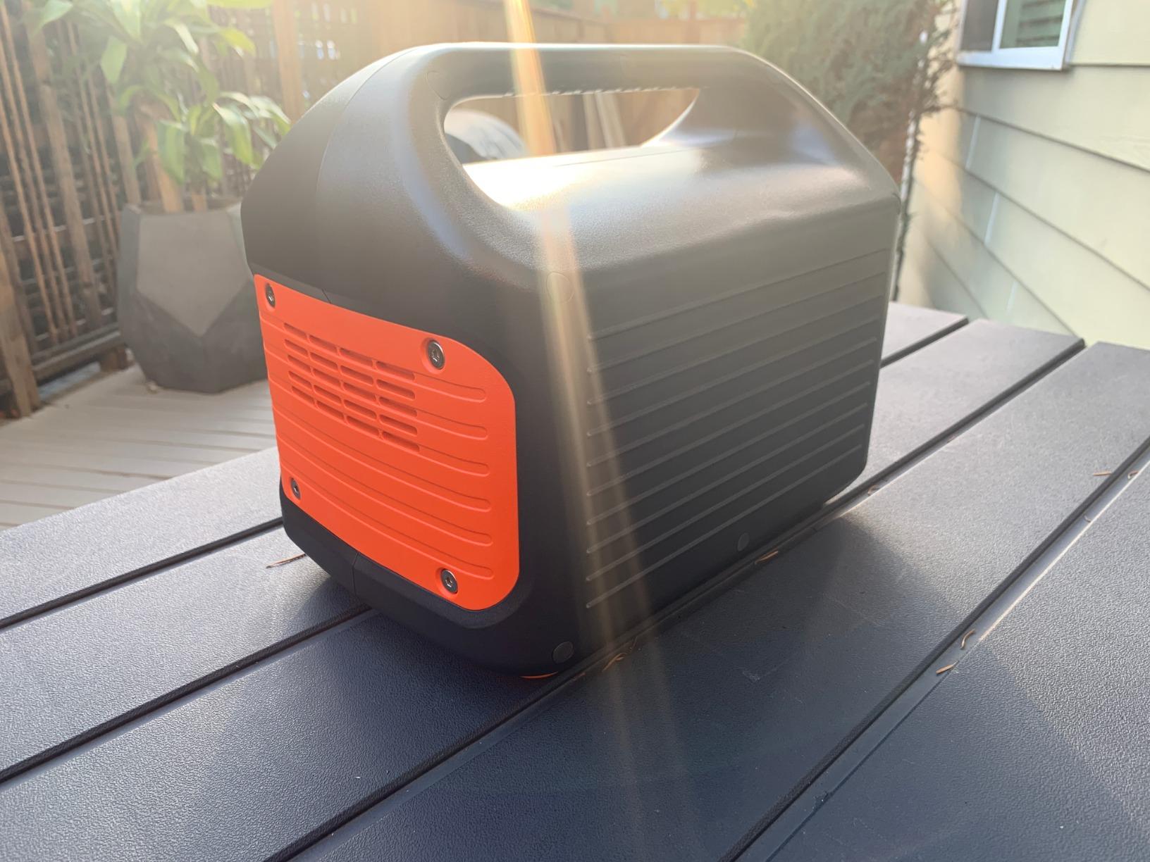 Jackery Explorer 500 v2 Portable Power Station,512Wh,500W AC customer photo 1