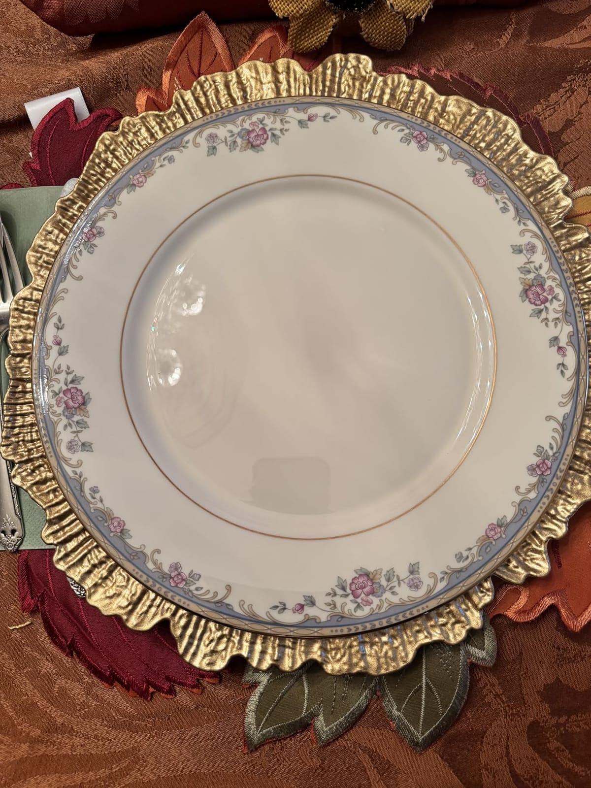 MAONAME Silver Charger Plates Set of 6, Reef Chargers for Dinner Plates | Round Plate Chargers set of 6, 13