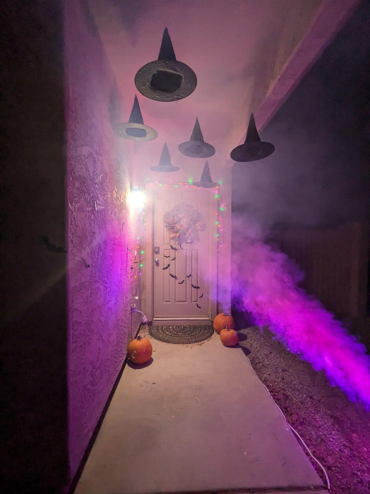 AGPTEK Fog Machine, 12 Colors, 600W Smoke Machine, Low Fluid Auto Shutoff | Upgrade Auto Mode, Wireless Remote, 12 LED Lights Effect, Dry Run Protect,Wedding Halloween Party DJ Stage,Indoor Outdoor Use customer photo 1