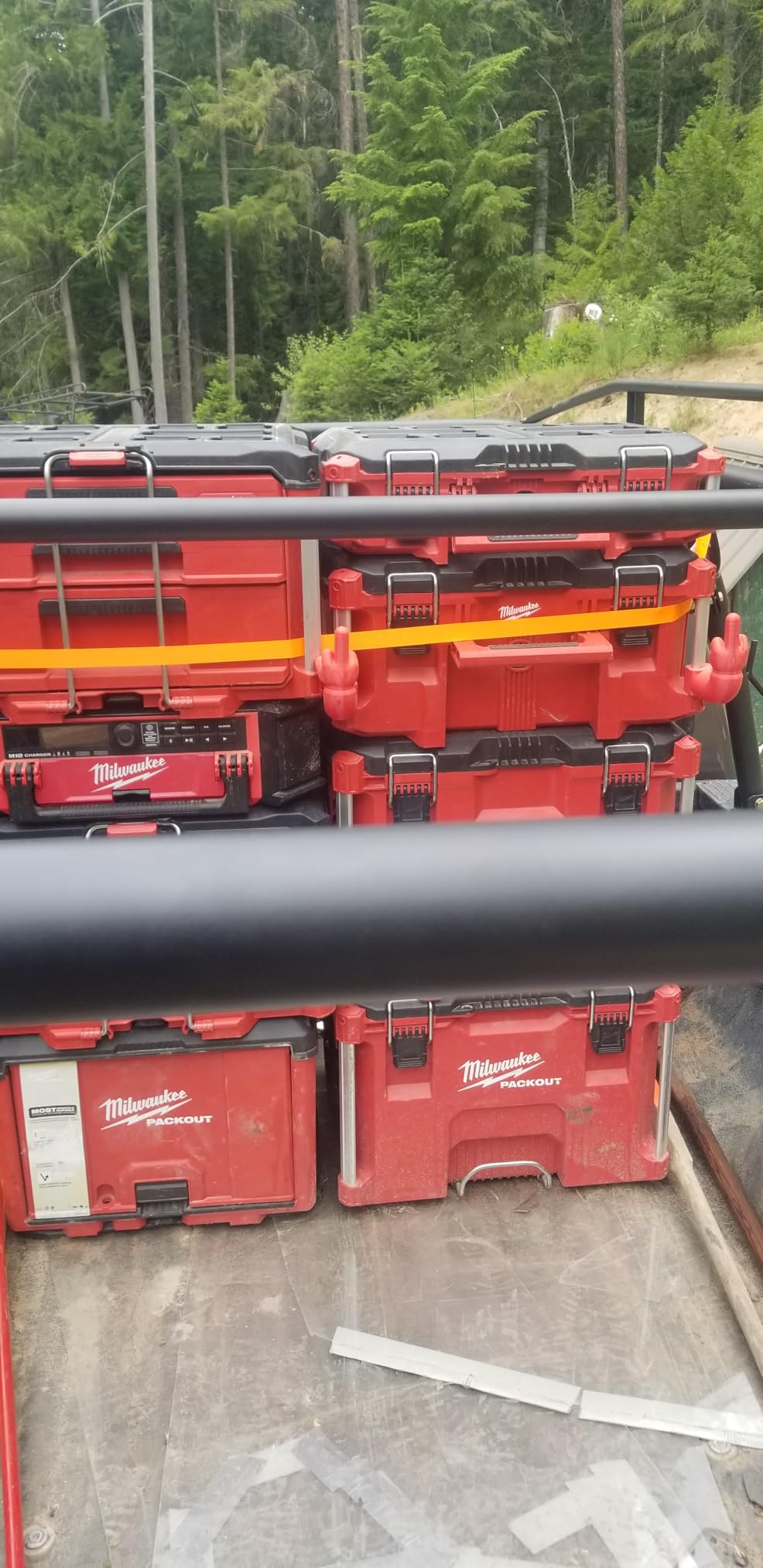 Elevate Outdoor Steel Over-Cab Truck Rack, 1,500 lb, Fits Beds to 75 in W | Heavy-Duty Powder-Coated Steel, Adjustable Width Fits Most Makes and Models, No-Drill Clamp-On Install for Lumber and Ladders customer photo 2